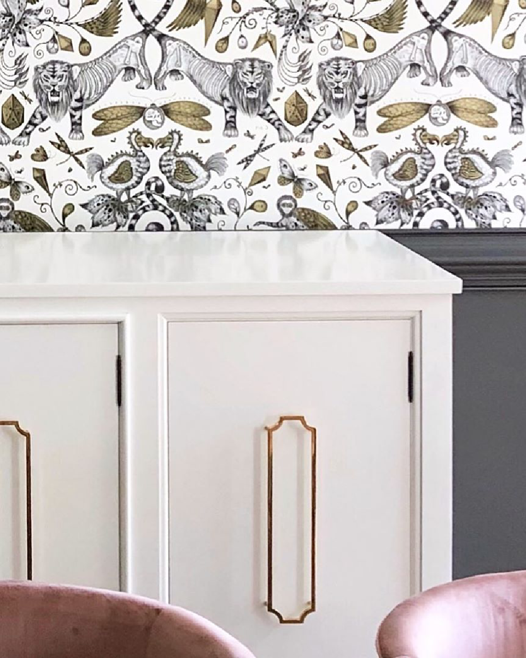 PAINT VS. STAIN: WHICH SHOULD YOU CHOOSE?