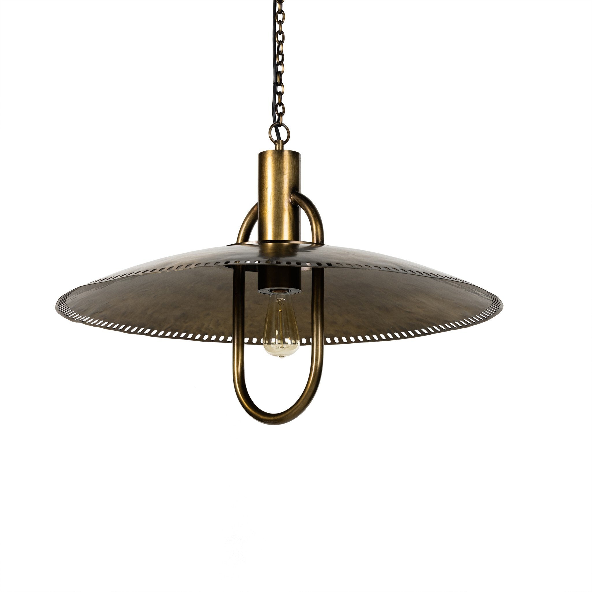 Shop chandeliers and discover interior design services in the Schaumburg area. MegMade designs has been featured in HGTV magazine for their timeless cottage home design style. Visit the MegMade store in the Lincoln Park - Chicago area.