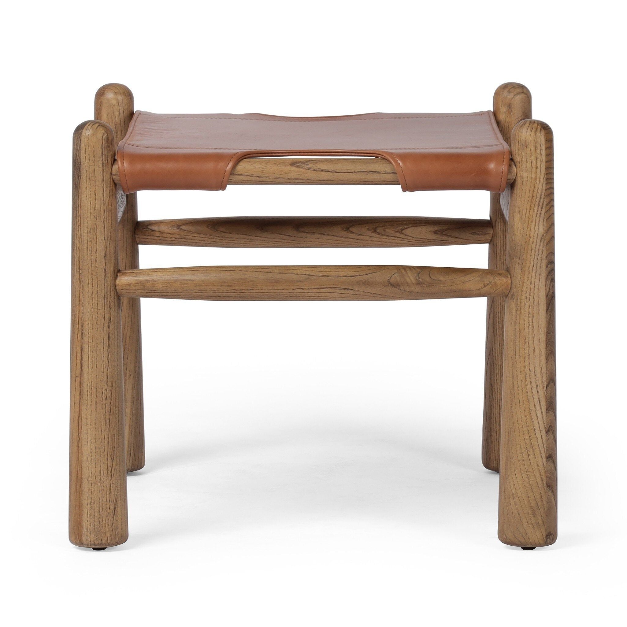 Shop cabinets and discover room and home design services in the Los Angeles area. MegMade designs has been featured in HGTV television for their refinished cottage home design style. Visit the MegMade store in the River Forest - Chicago area.