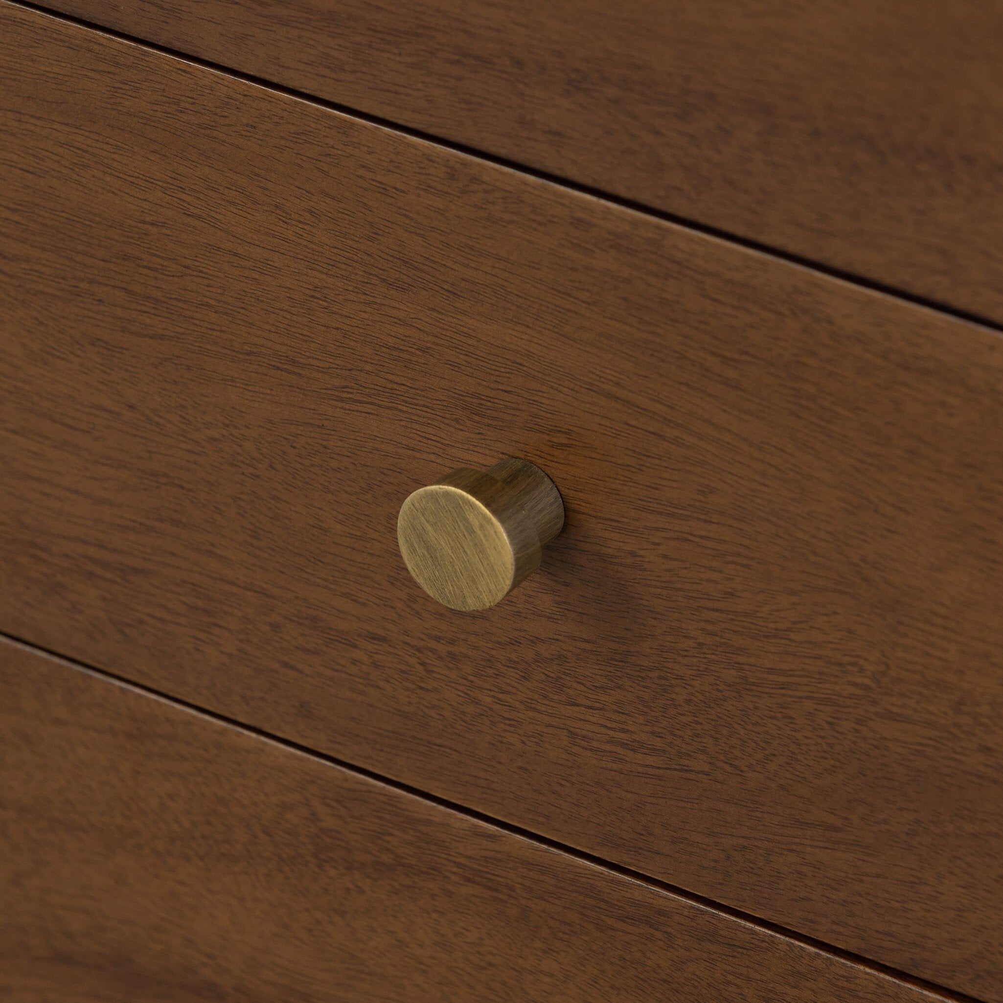 Shop chandeliers and discover room and home design services in the Evanston area. MegMade designs has been featured in Midwest Living for their quirky farmhouse home design style. Visit the MegMade store in the Lake Forest - Chicago area.