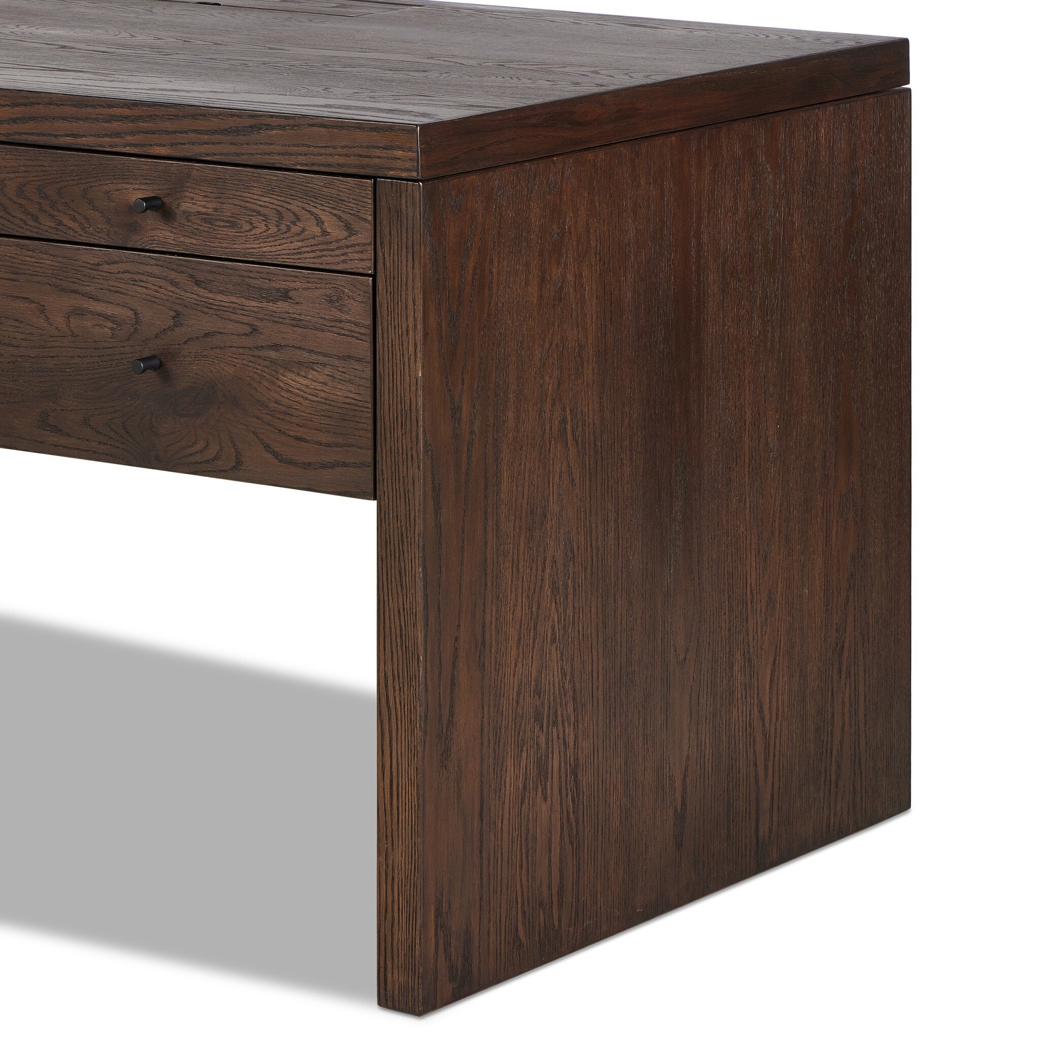 Shop furniture and discover furniture makeover services services in the Tampa area. MegMade designs has been featured in HGTV television for their colorful bungalow home design style. Visit the MegMade store in the Libertyville - Chicago area.