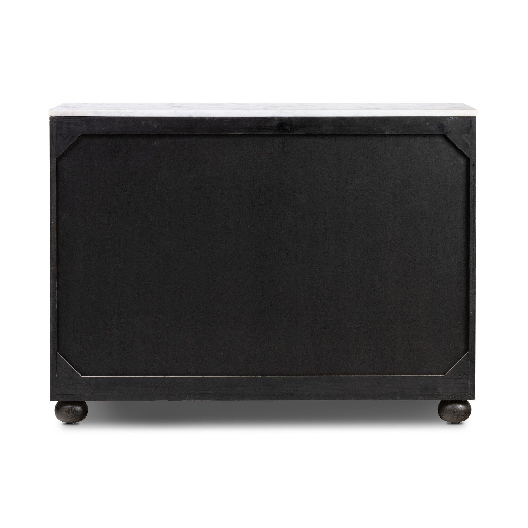 Shop buffets and discover new construction services in the Evanston area. MegMade designs has been featured in Better Home and Gardens for their modern traditional farmhouse home design style. Visit the MegMade store in the Lake Forest - Chicago area.
