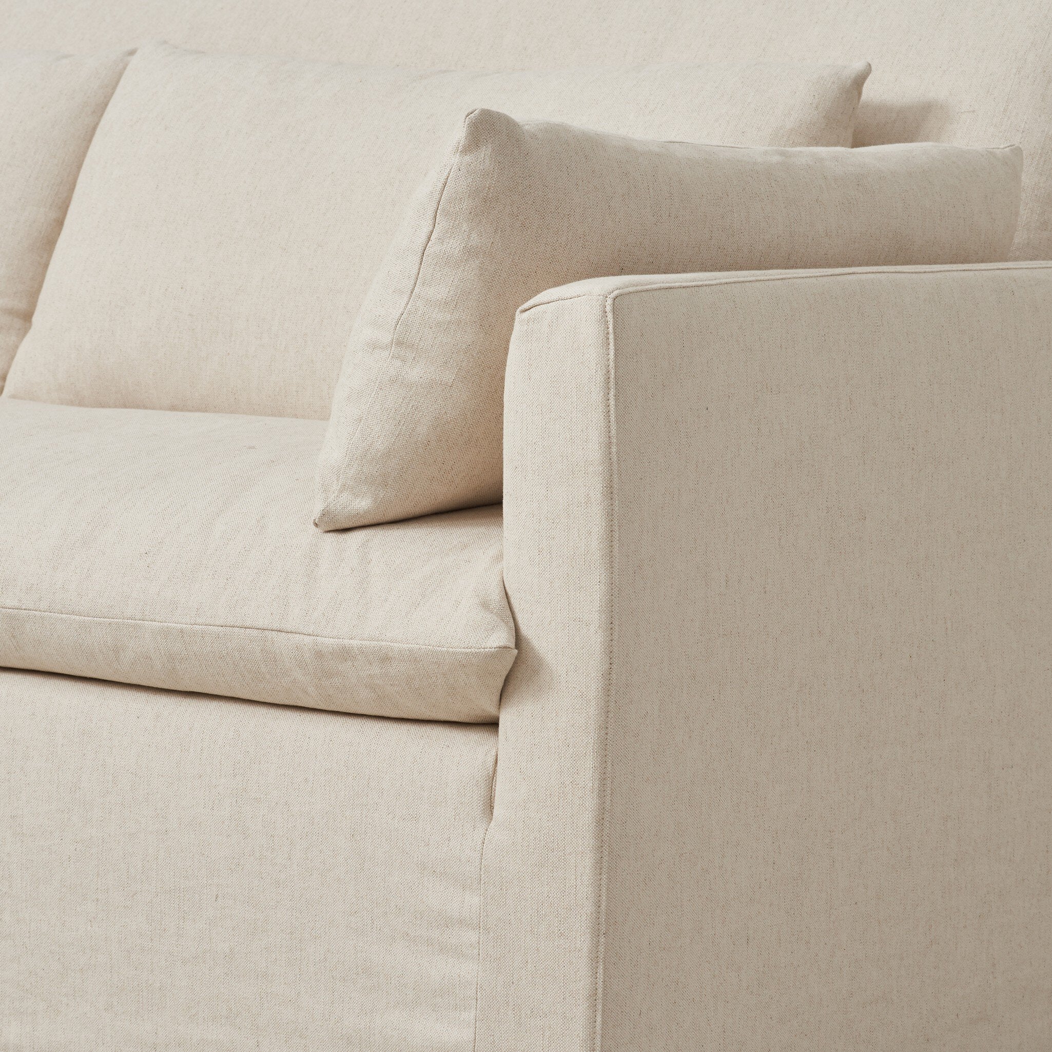 Shop sofas and discover room and home design services in the Arlington Heights area. MegMade designs has been featured in Renovation Goldmine for their cottage tudor home design style. Visit the MegMade store in the Hinsdale - Chicago area.