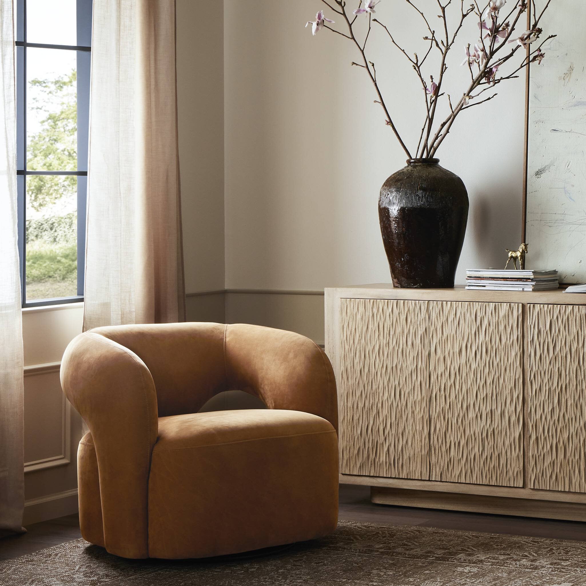 Shop lighting and discover new construction services in the Lincoln Park area. MegMade designs has been featured in DIY magazine for their refinished tudor home design style. Visit the MegMade store in the Glenview - Chicago area.