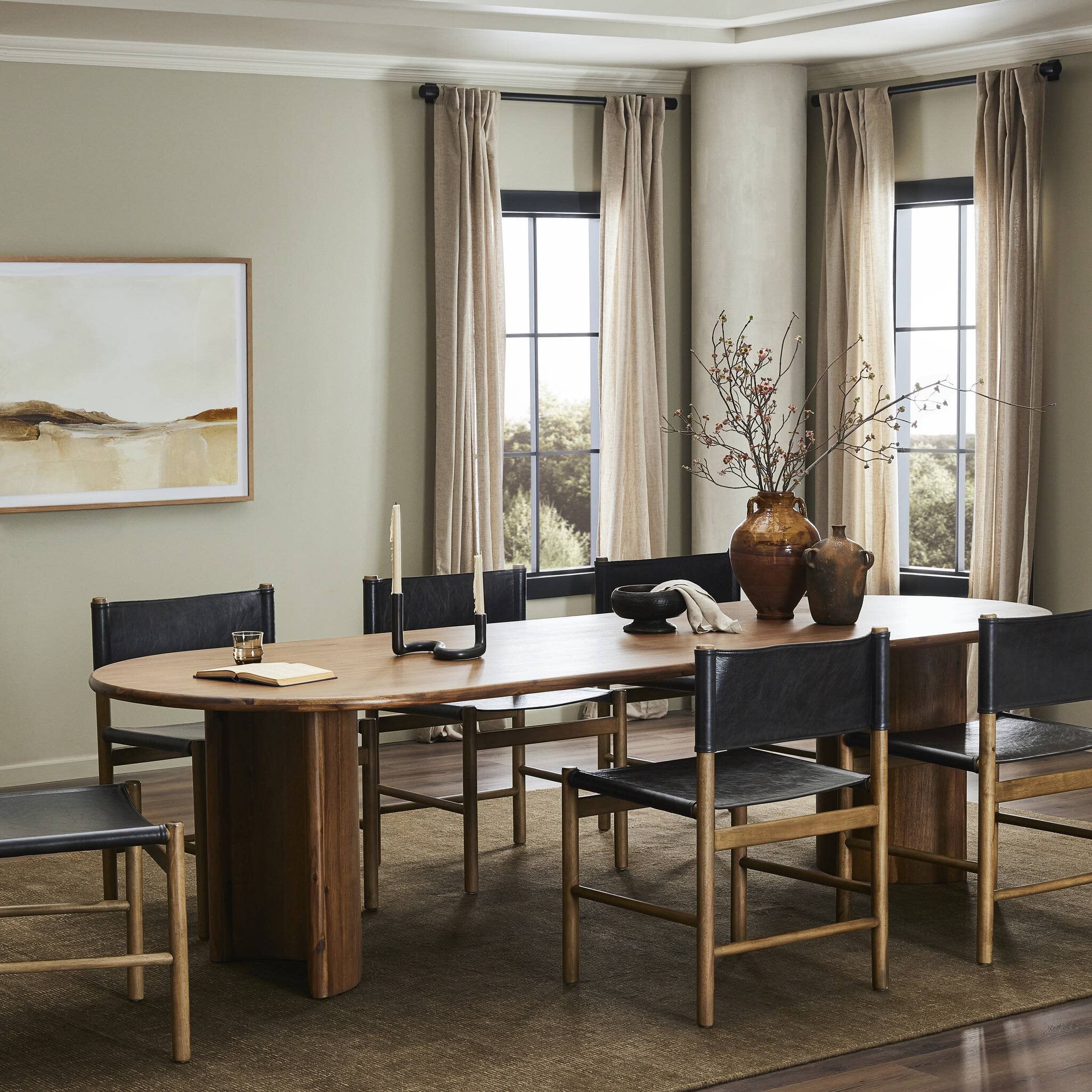 Shop buffets and discover interior design services in the Washington DC area. MegMade designs has been featured in Wall Street Journal for their one-of-a-kind mid-century modern home design style. Visit the MegMade store in the Uptown - Chicago area.
