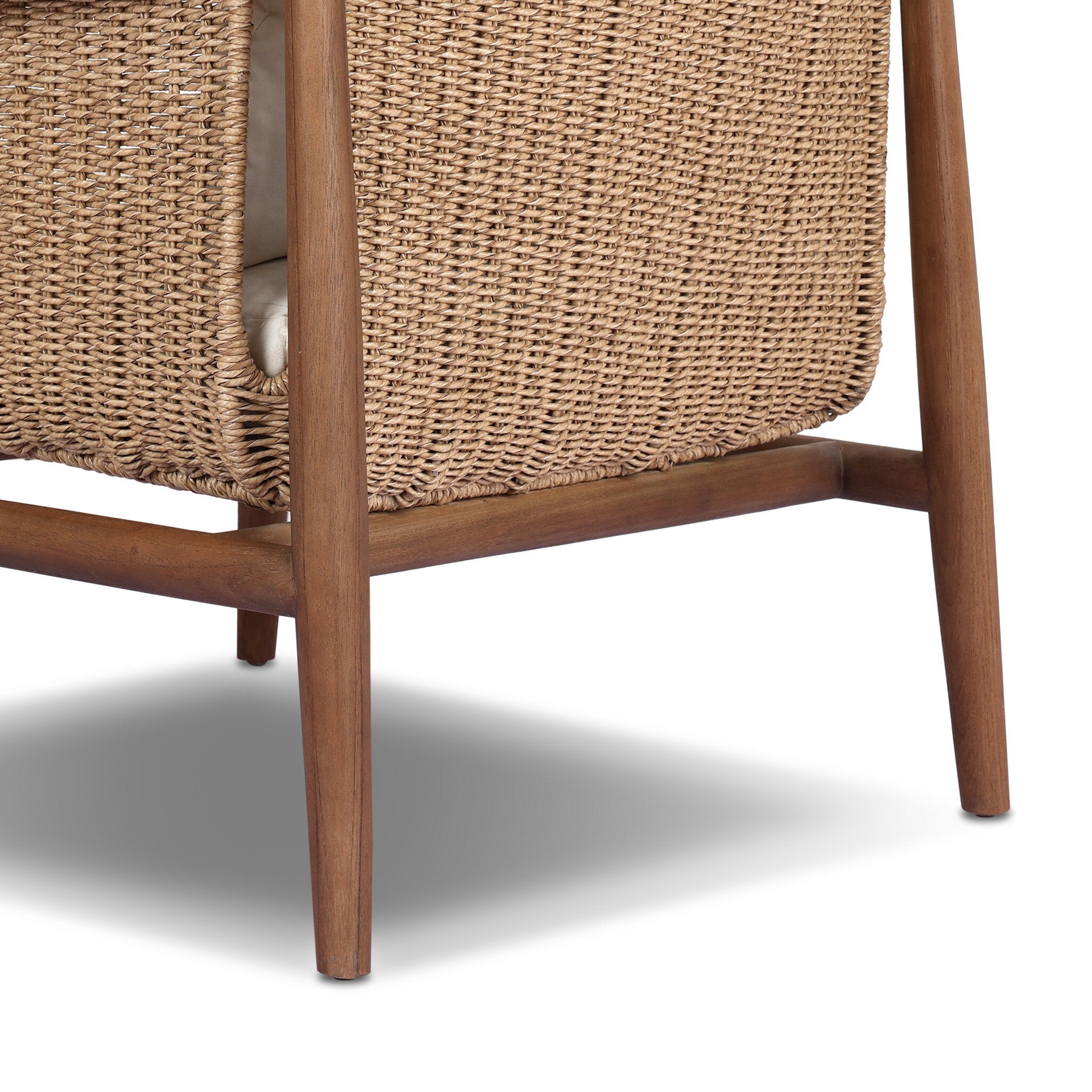 Shop artwork and discover interior design services in the Charleston area. MegMade designs has been featured in HGTV magazine for their high end mid-century modern home design style. Visit the MegMade store in the Roscoe Village - Chicago area.