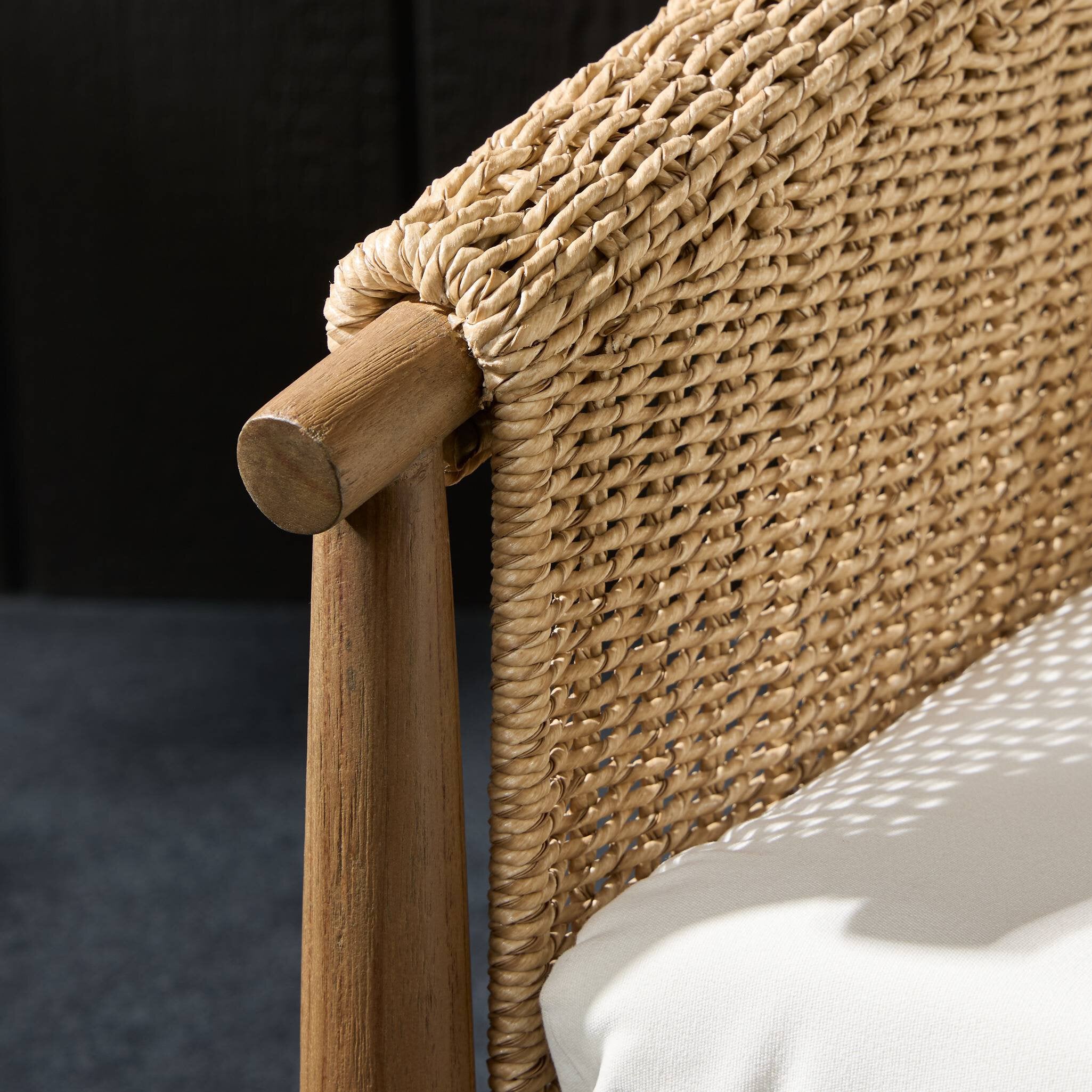Shop chairs and discover room and home design services in the Des Moines area. MegMade designs has been featured in Architectural Digest for their cottage farmhouse living room home design style. Visit the MegMade store in the Culver - Chicago area.