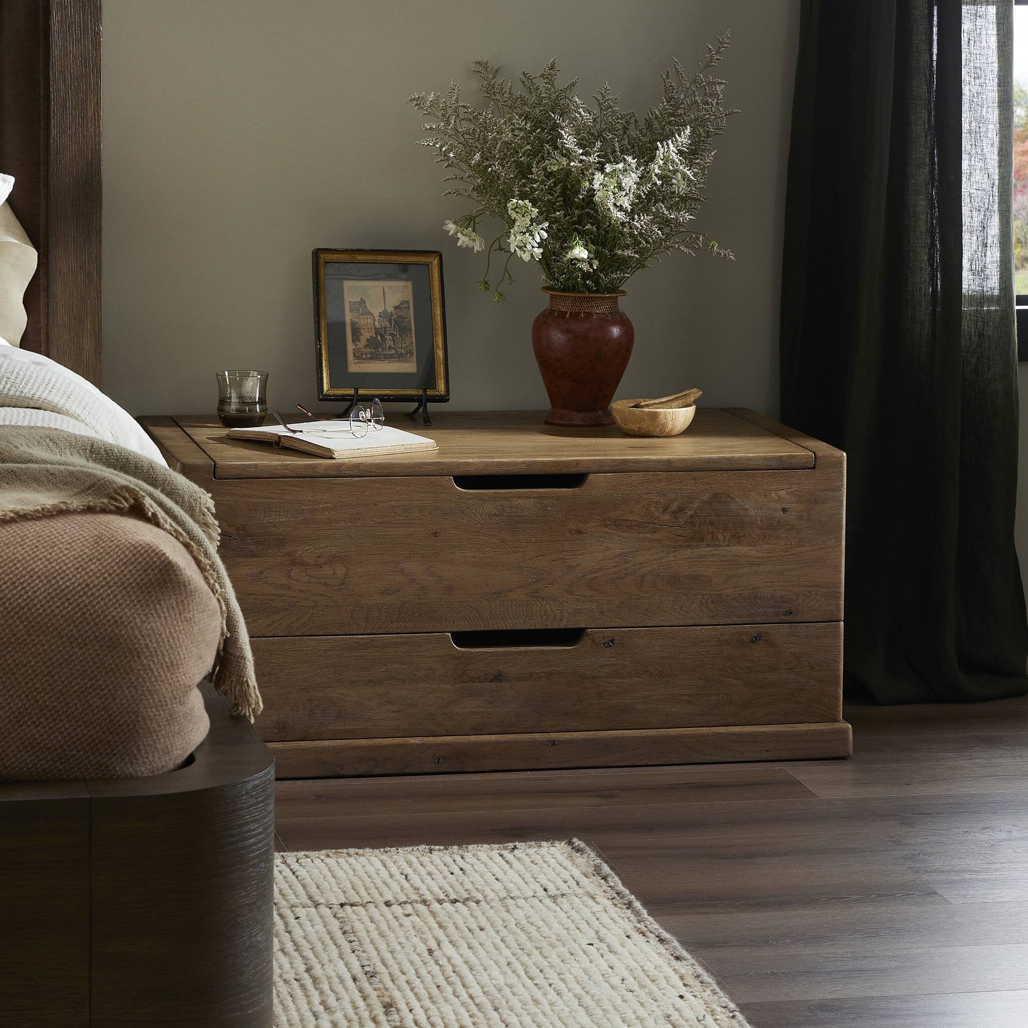 Shop artwork and discover room design services in the Dallas area. MegMade designs has been featured in Wall Street Journal for their one-of-a-kind painted furniture home design style. Visit the MegMade store in the Lake Bluff - Chicago area.