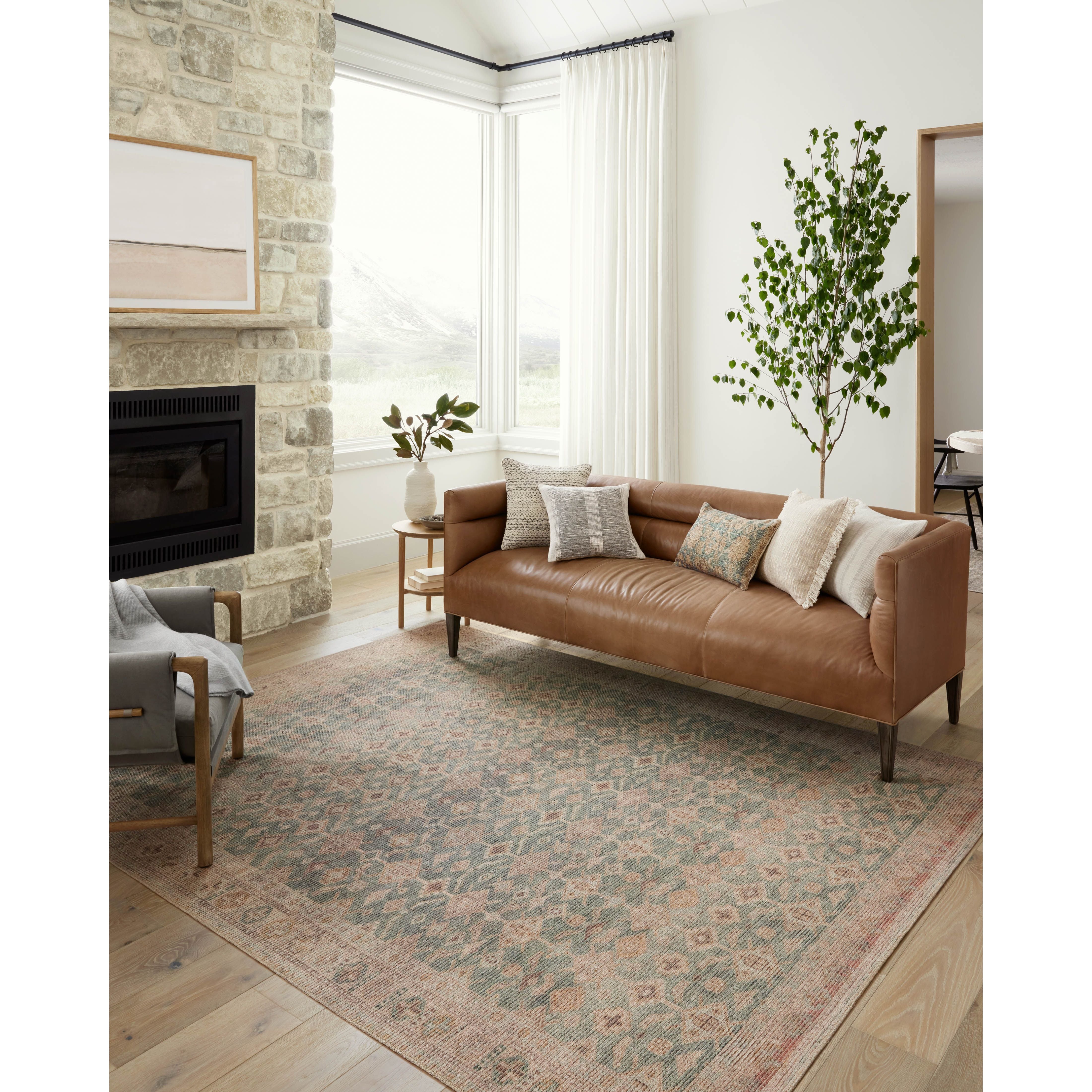 Shop chandeliers and discover room and home design services in the Indianapolis area. MegMade designs has been featured in DIY magazine for their english countryside mid-century modern home design style. Visit the MegMade store in the Kenilworth - Chicago area.