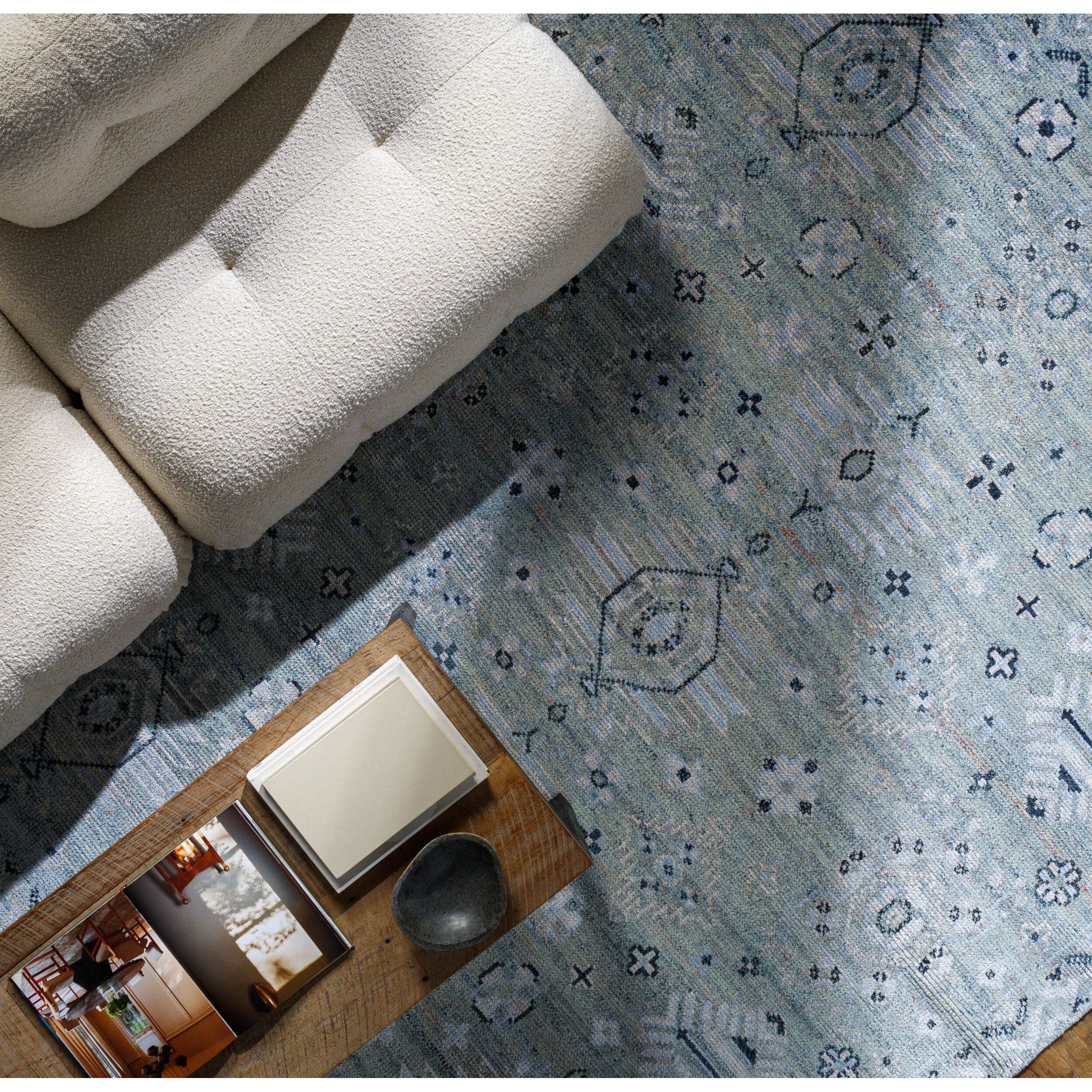 Shop sofas and discover new construction services in the Evanston area. MegMade designs has been featured in Midwest Living for their vintage painted furniture home design style. Visit the MegMade store in the St Joseph - Chicago area.