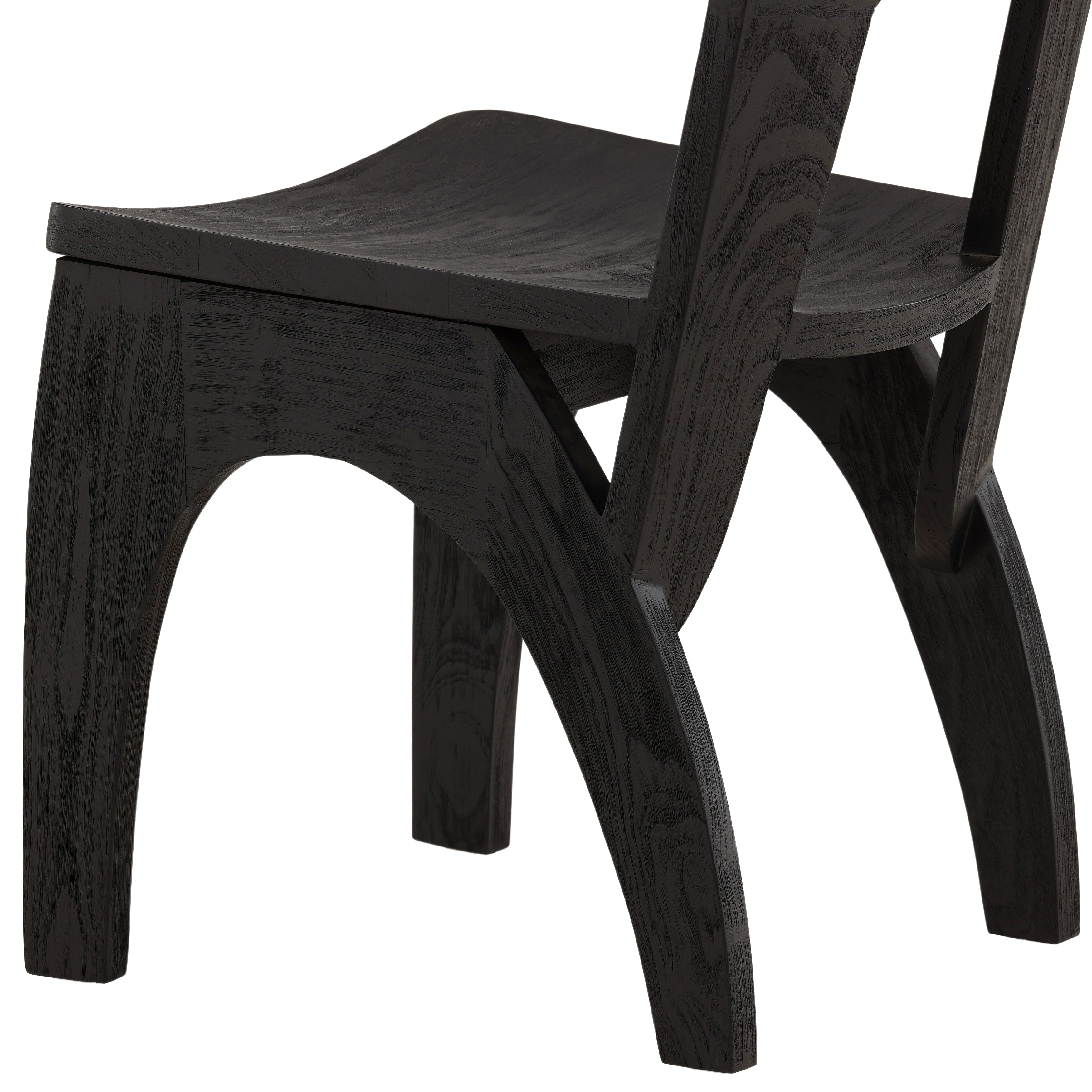 Shop chairs and discover interior design services in the Kansas City area. MegMade designs has been featured in Wall Street Journal for their modern traditional cape cod home design style. Visit the MegMade store in the Kenilworth - Chicago area.