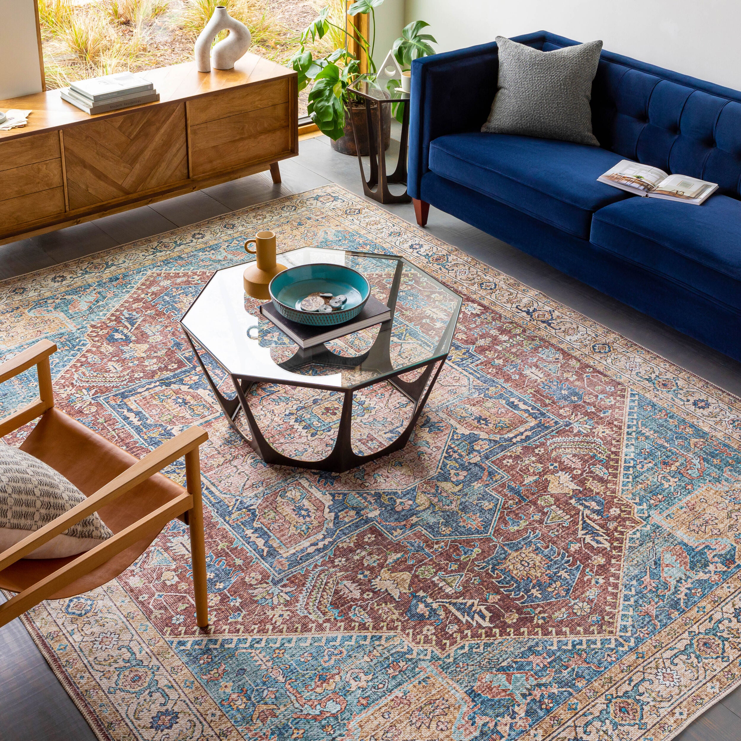 Shop cabinets and discover interior design services in the Schaumburg area. MegMade designs has been featured in DIY magazine for their custom cottage home design style. Visit the MegMade store in the West Town - Chicago area.