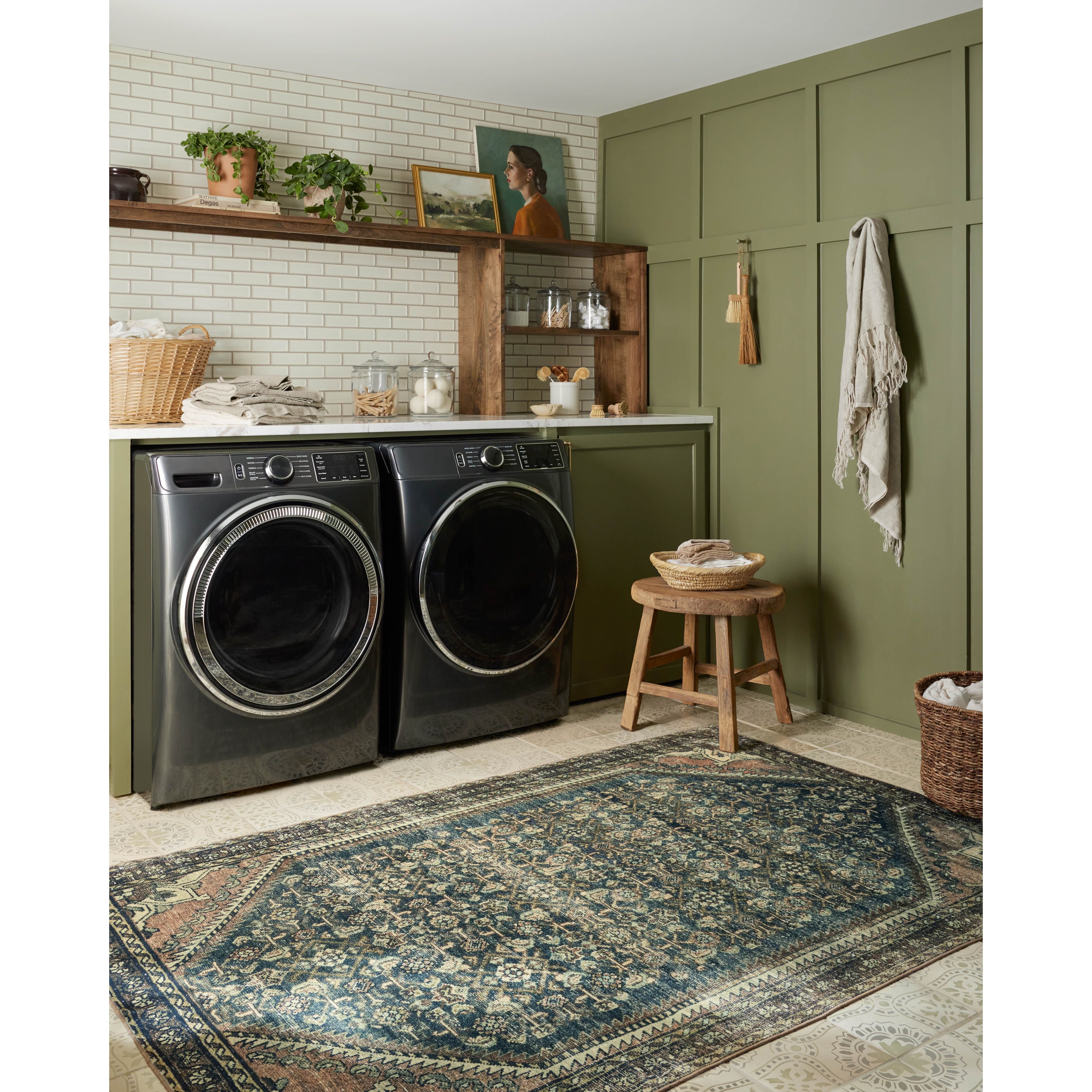 Shop sofas and discover remodeling services in the Denver area. MegMade designs has been featured in DIY magazine for their english countryside before / after home design style. Visit the MegMade store in the South Loop - Chicago area.
