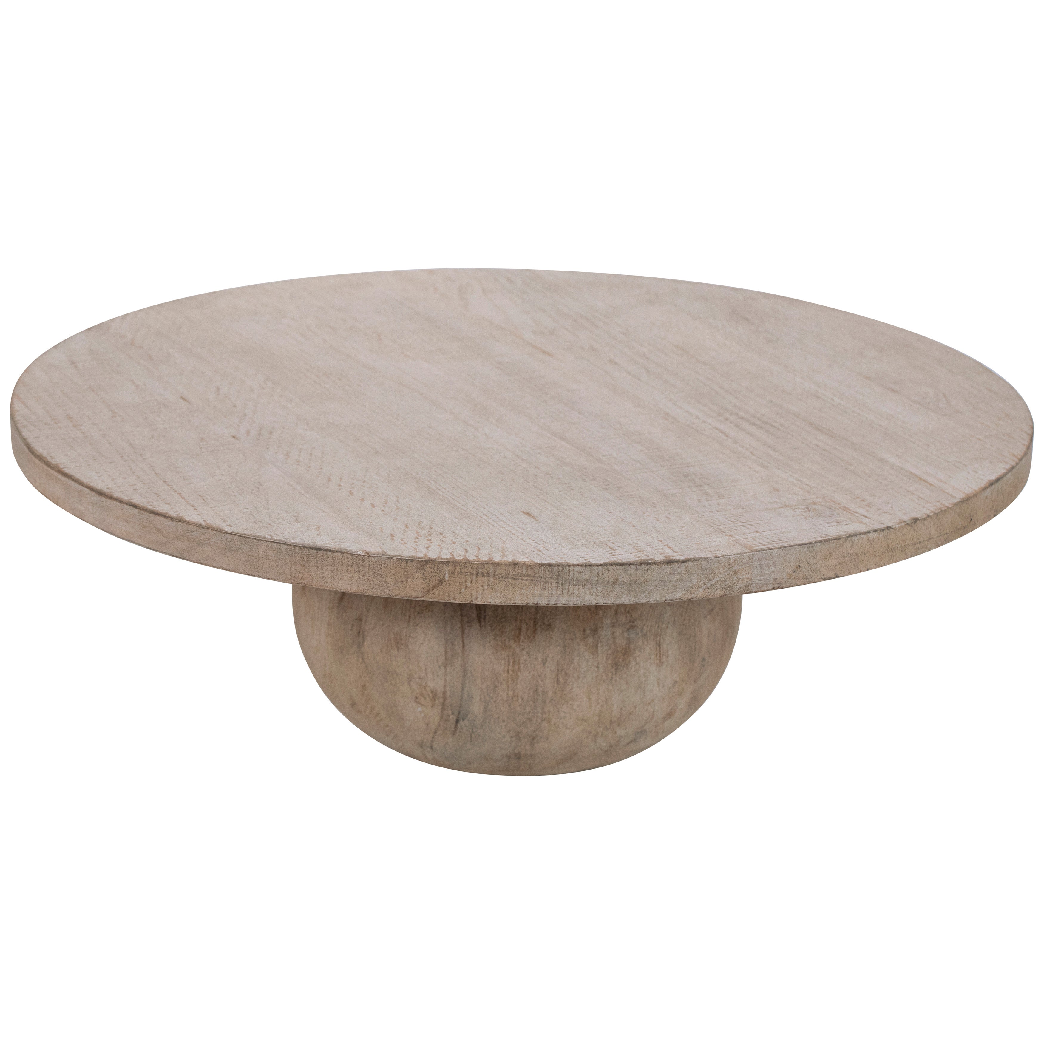Shop furniture and discover interior design services in the Des Moines area. MegMade designs has been featured in DIY magazine for their granny chic painted furniture home design style. Visit the MegMade store in the River North - Chicago area.