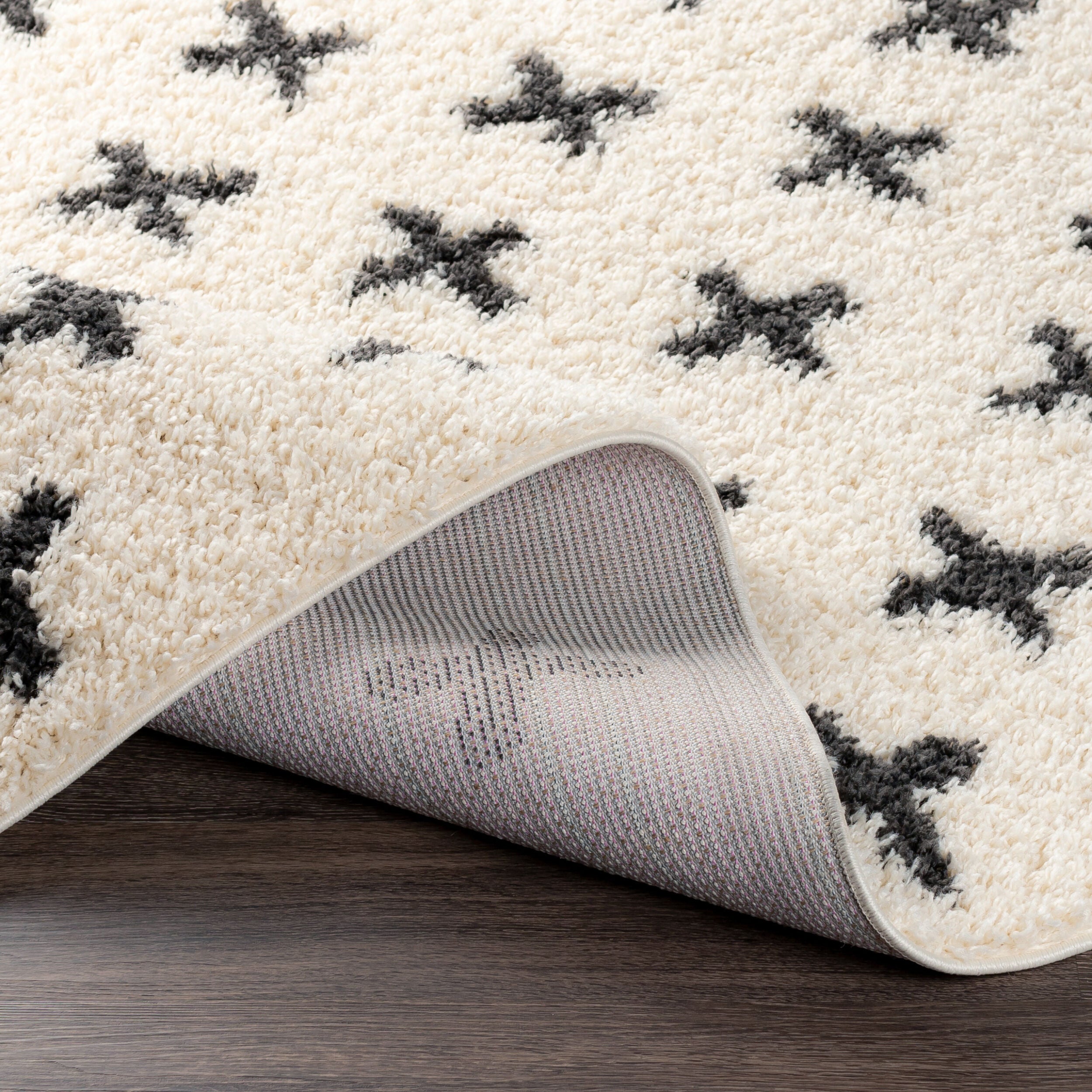 Shop sofas and discover interior design services in the Chicago area. MegMade designs has been featured in Better Home and Gardens for their leopard print before / after home design style. Visit the MegMade store in the Glenview - Chicago area.
