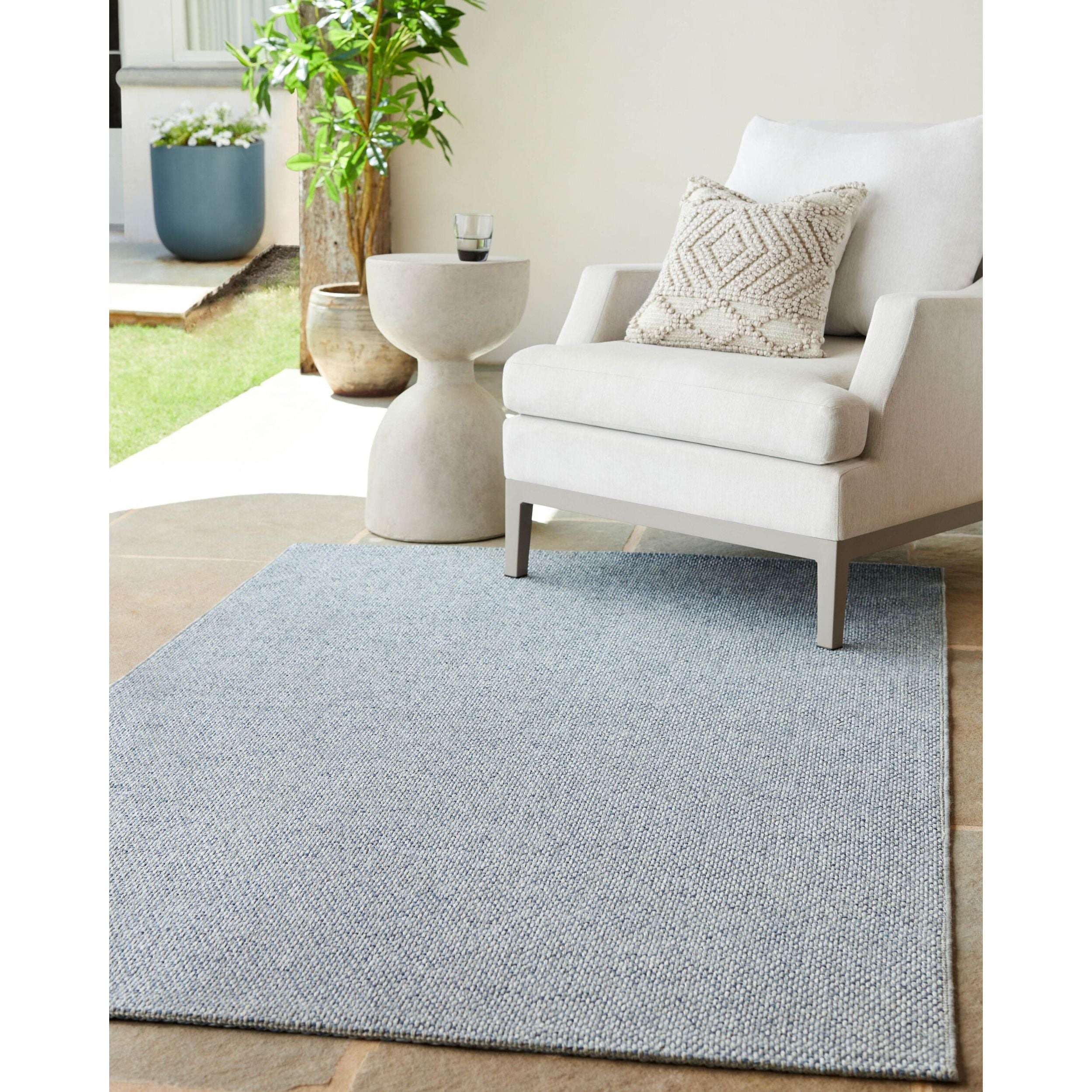 Shop furniture and discover furniture makeover services services in the Evanston area. MegMade designs has been featured in HGTV magazine for their repurposed farmhouse living room home design style. Visit the MegMade store in the Gold Coast - Chicago area.