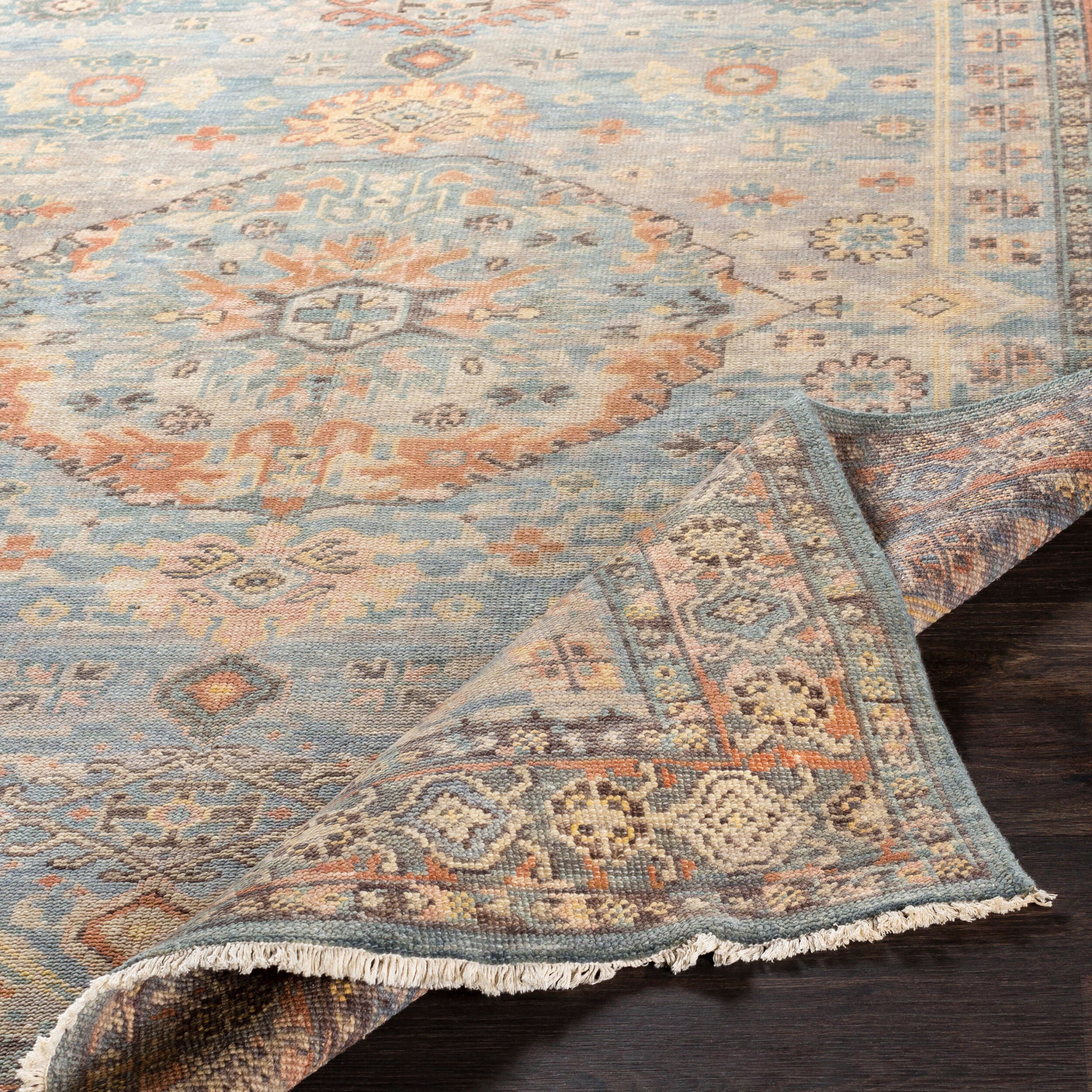 Shop furniture and discover furniture makeover services services in the Des Moines area. MegMade designs has been featured in New York Times for their modern traditional cape cod home design style. Visit the MegMade store in the Roscoe Village - Chicago area.