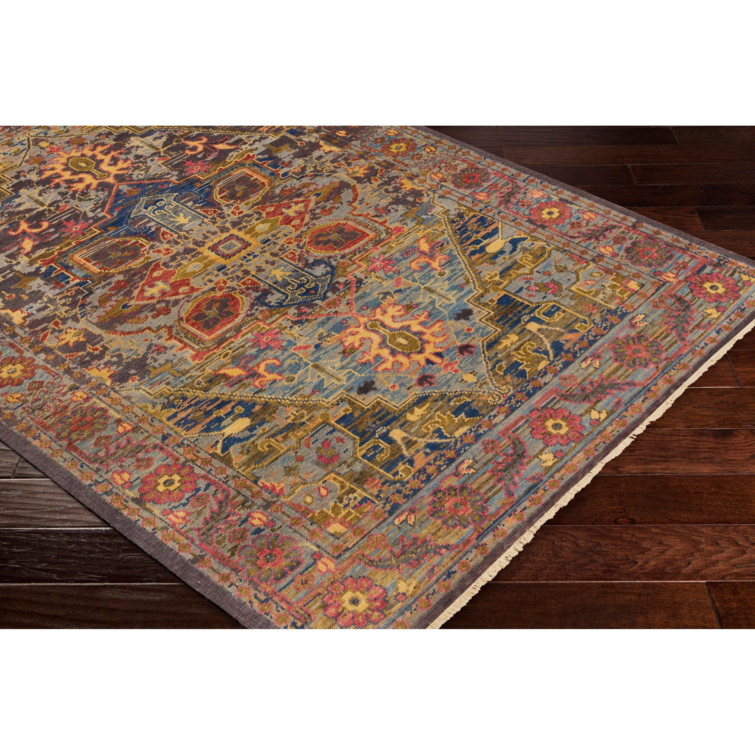 Shop furniture and discover refinishing services in the Charlotte North Carolina area. MegMade designs has been featured in Midwest Living for their one-of-a-kind farmhouse home design style. Visit the MegMade store in the Ravenswood - Chicago area.