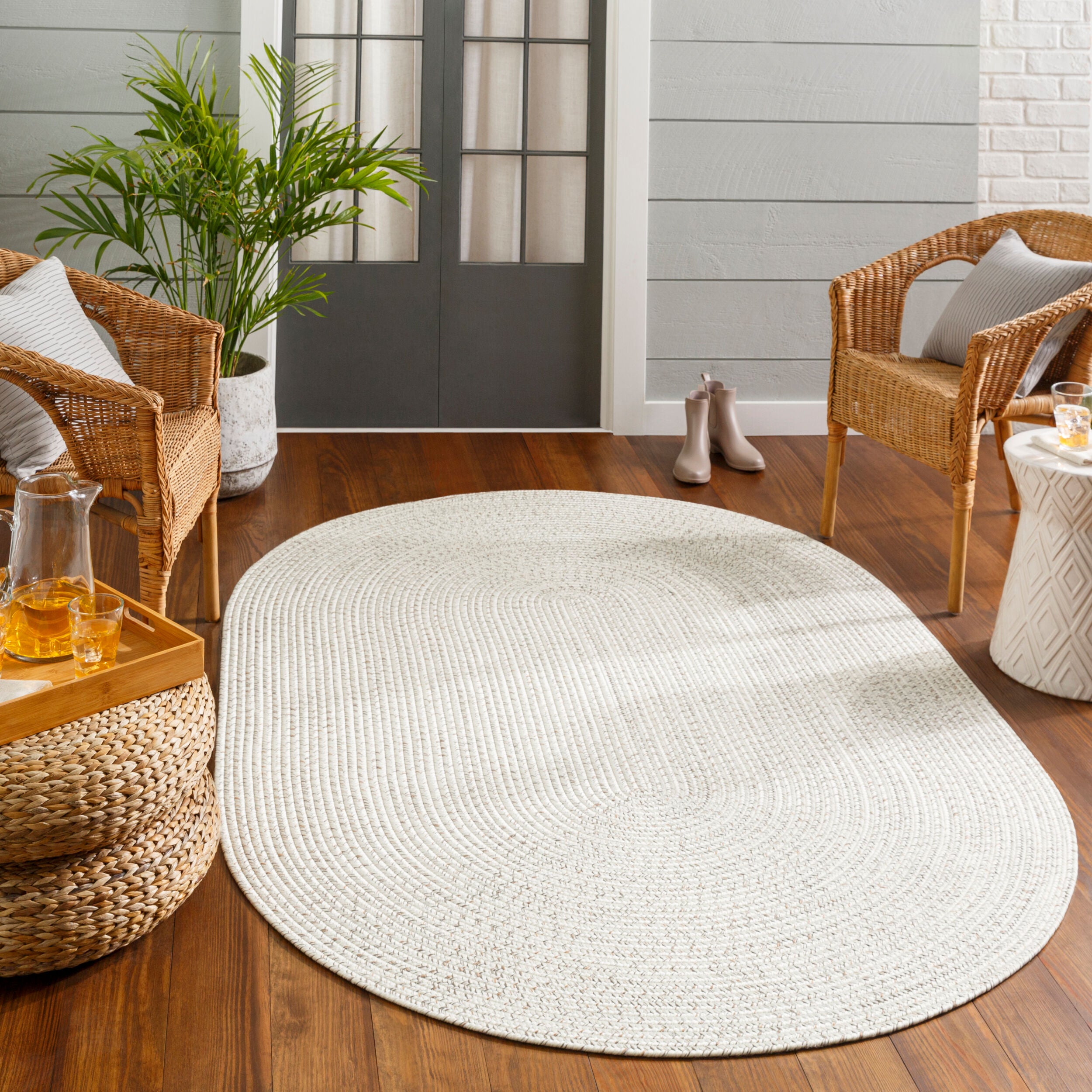 Shop sofas and discover room and home design services in the Des Moines area. MegMade designs has been featured in DIY magazine for their timeless bungalow home design style. Visit the MegMade store in the Michigan City - Chicago area.