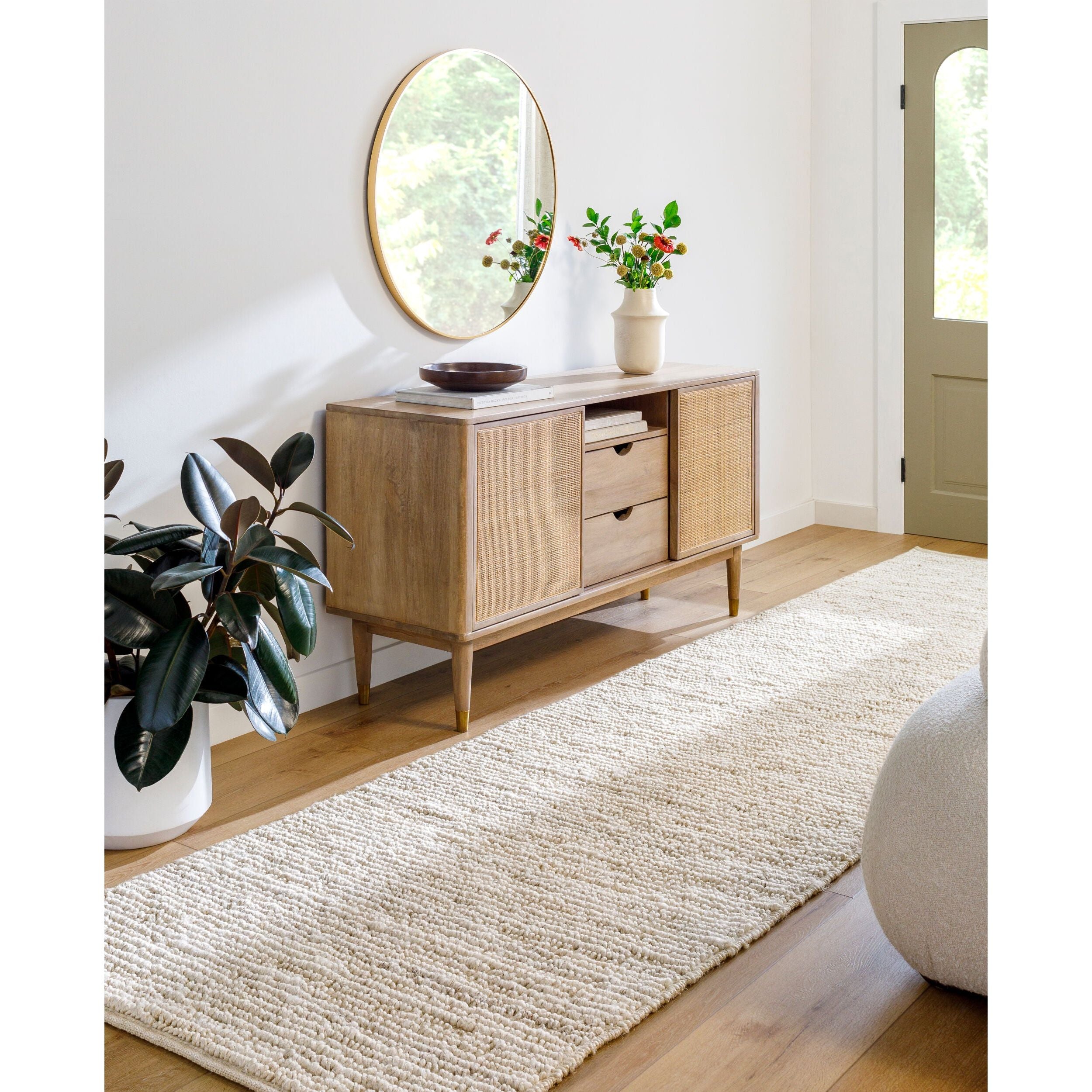 Shop cabinets and discover room design services in the Evanston area. MegMade designs has been featured in HGTV television for their cheerful cape cod home design style. Visit the MegMade store in the Lincoln Park - Chicago area.