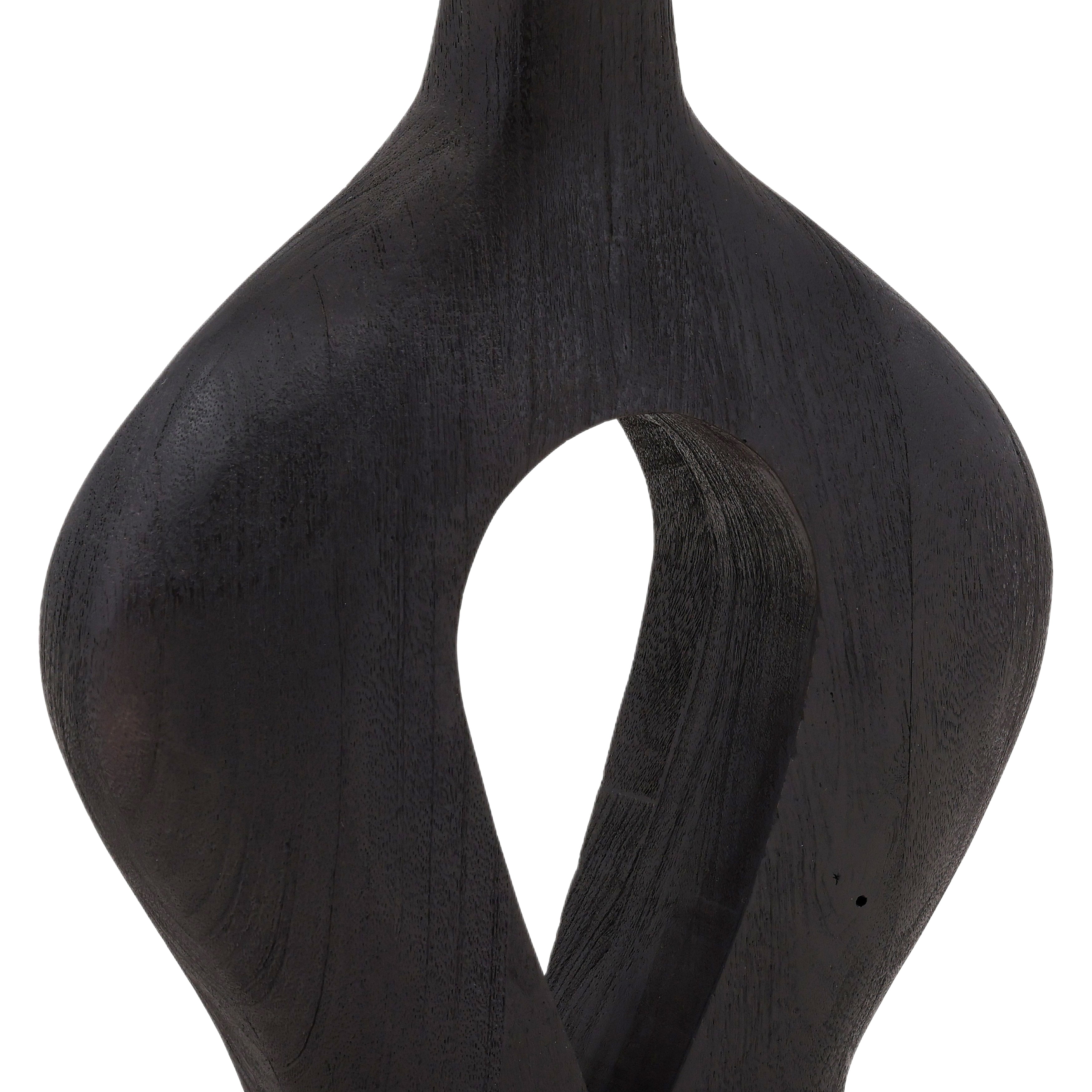 Shop chandeliers and discover furniture makeover services services in the San Francisco area. MegMade designs has been featured in Better Home and Gardens for their vintage modern cottage home design style. Visit the MegMade store in the Lake Forest - Chicago area.