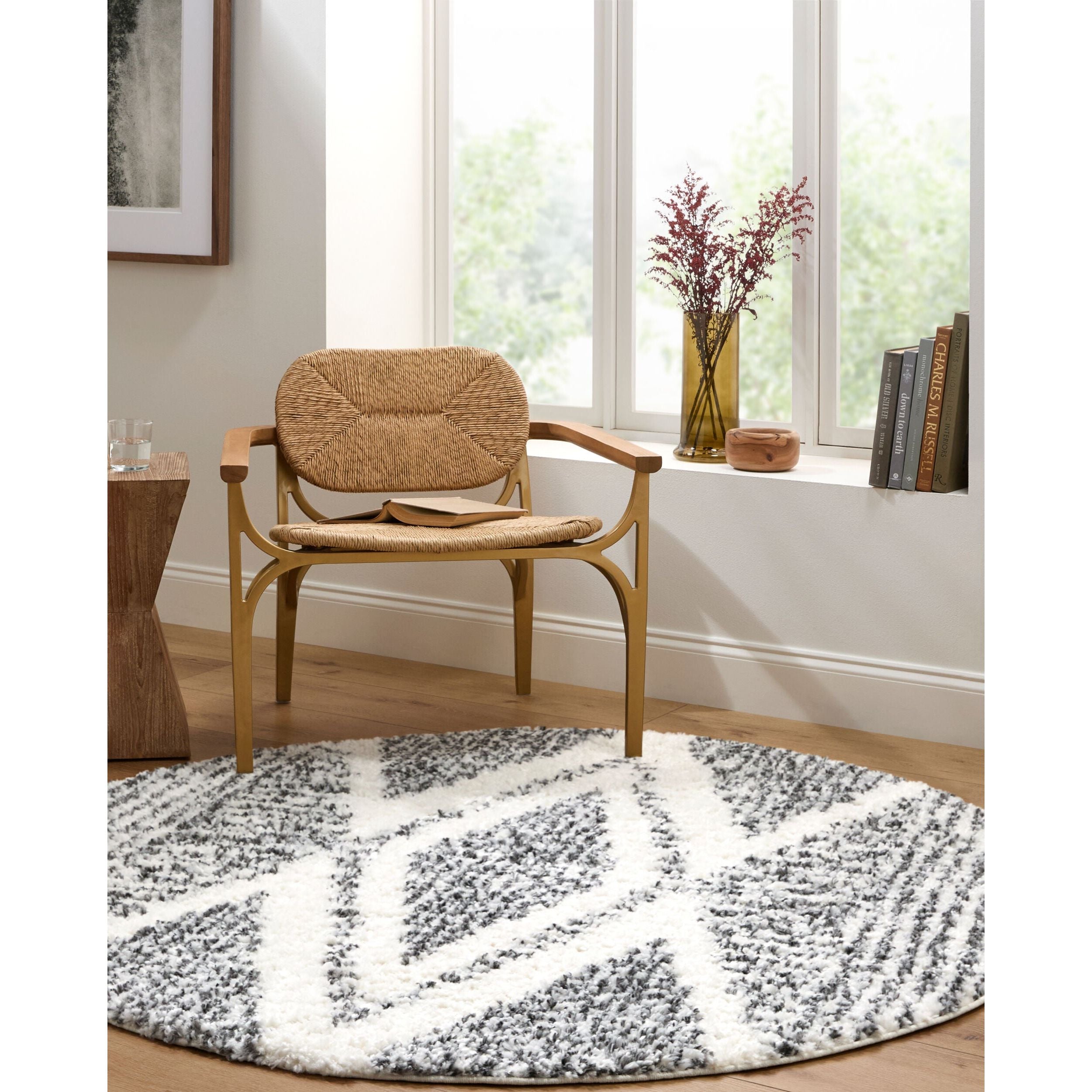 Shop sofas and discover room design services in the Des Moines area. MegMade designs has been featured in HGTV magazine for their optimistic victorian home design style. Visit the MegMade store in the Wrigleyville - Chicago area.