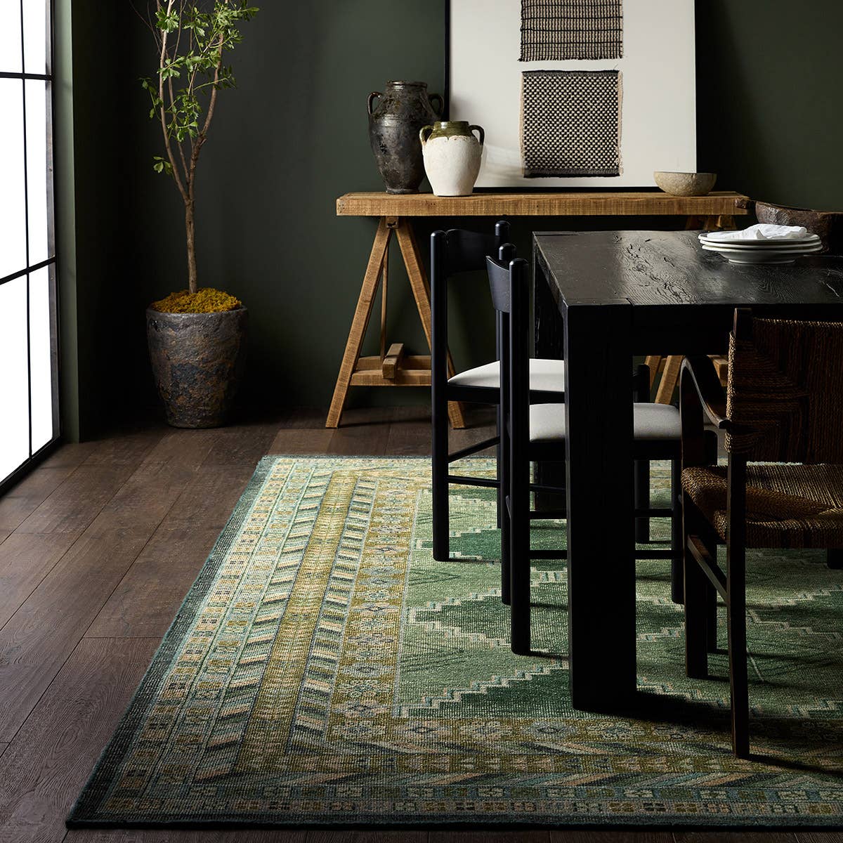 Shop buffets and discover room and home design services in the Nantucket area. MegMade designs has been featured in Architectural Digest for their colorful painted furniture home design style. Visit the MegMade store in the Winnetka - Chicago area.