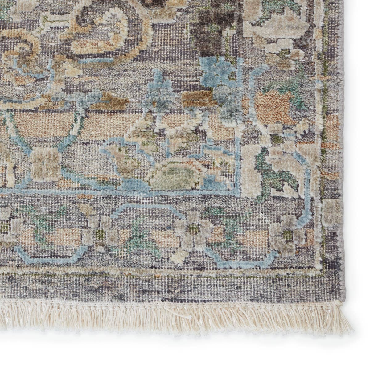 Shop chandeliers and discover remodeling services in the Schaumburg area. MegMade designs has been featured in Renovation Goldmine for their transitional farmhouse living room home design style. Visit the MegMade store in the Union Pier - Chicago area.