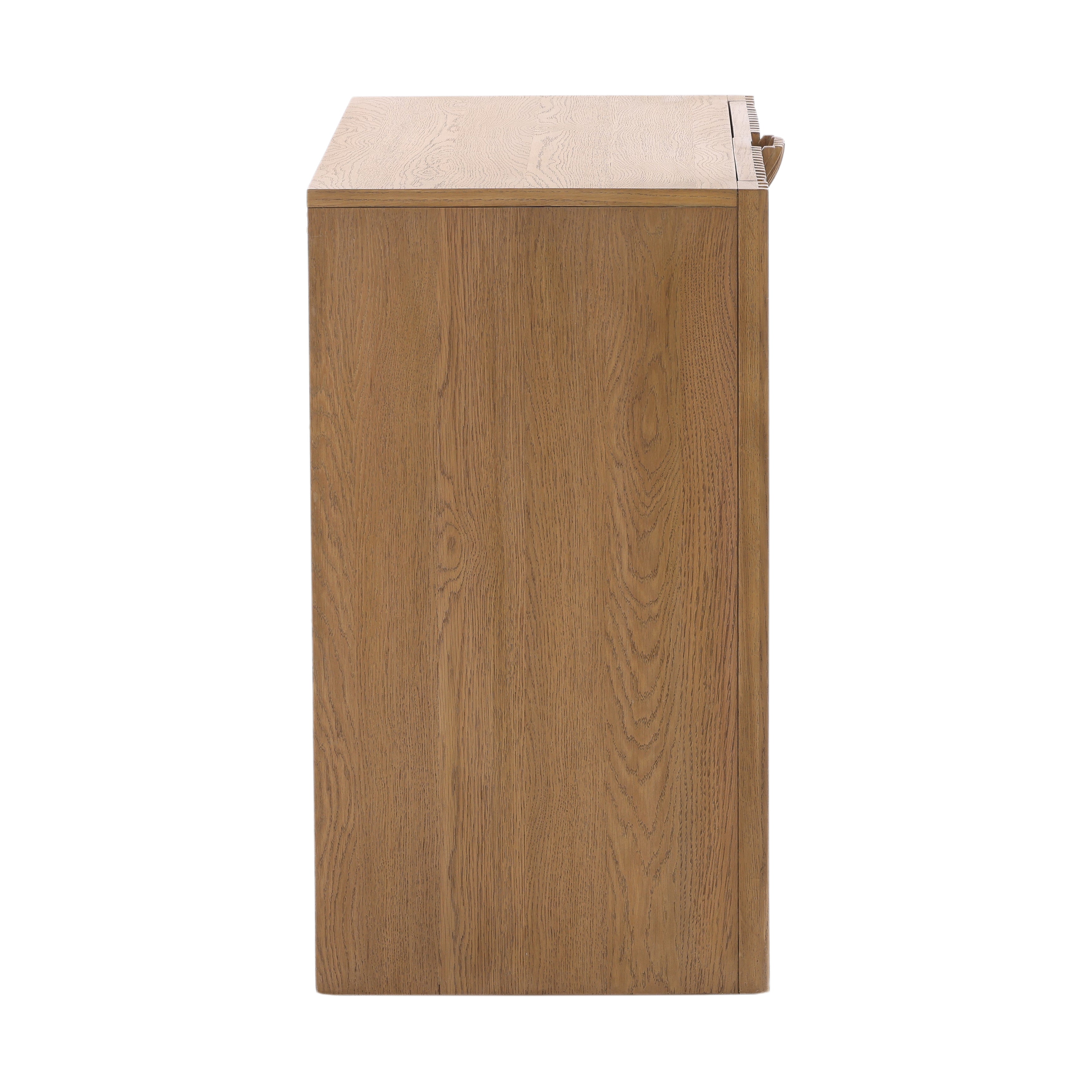 Shop cabinets and discover interior design services in the Des Moines area. MegMade designs has been featured in DIY magazine for their colorful craftsman home design style. Visit the MegMade store in the Lake Forest - Chicago area.