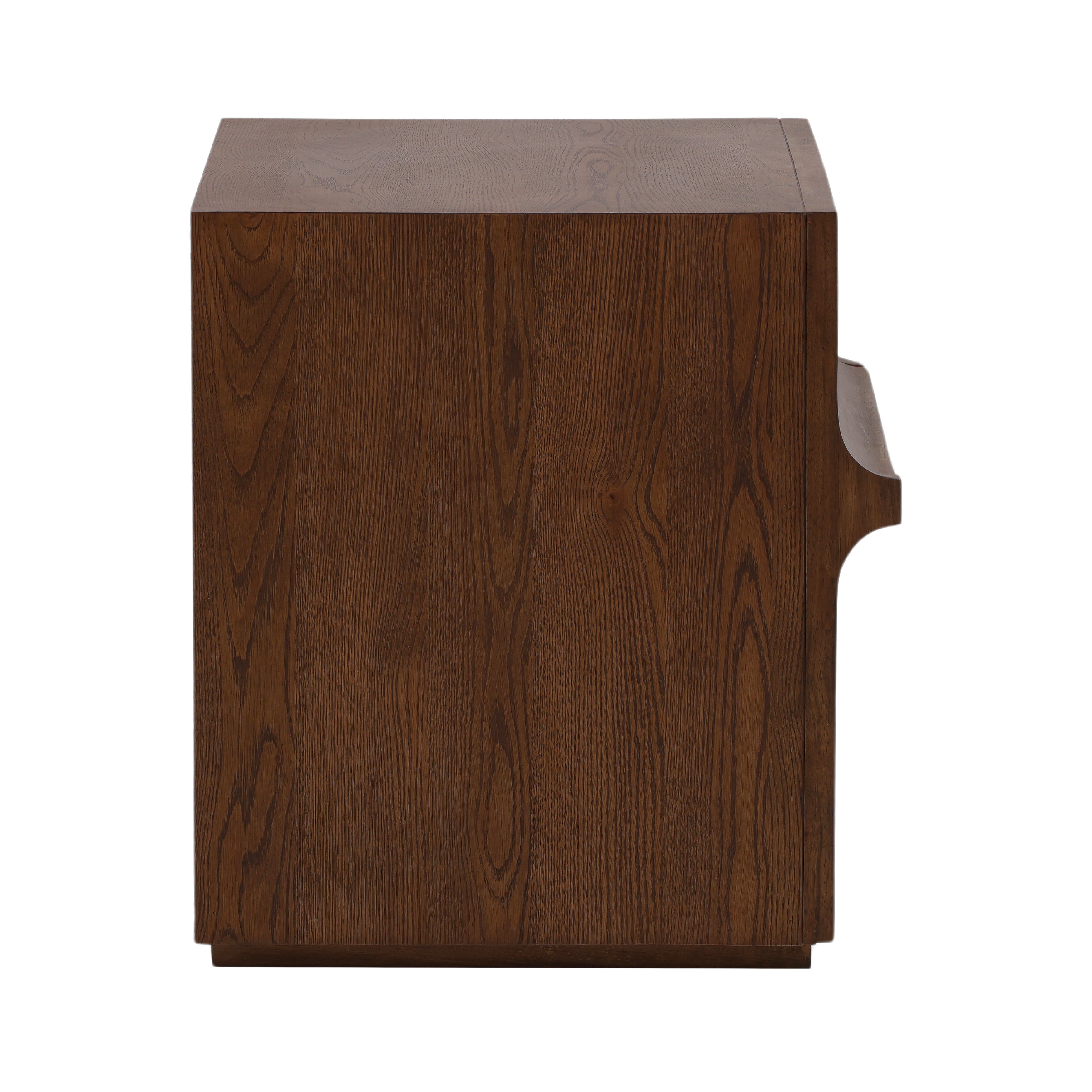 Shop furniture and discover room and home design services in the Portland area. MegMade designs has been featured in HGTV magazine for their one-of-a-kind farmhouse living room home design style. Visit the MegMade store in the Ukrainian Village - Chicago area.
