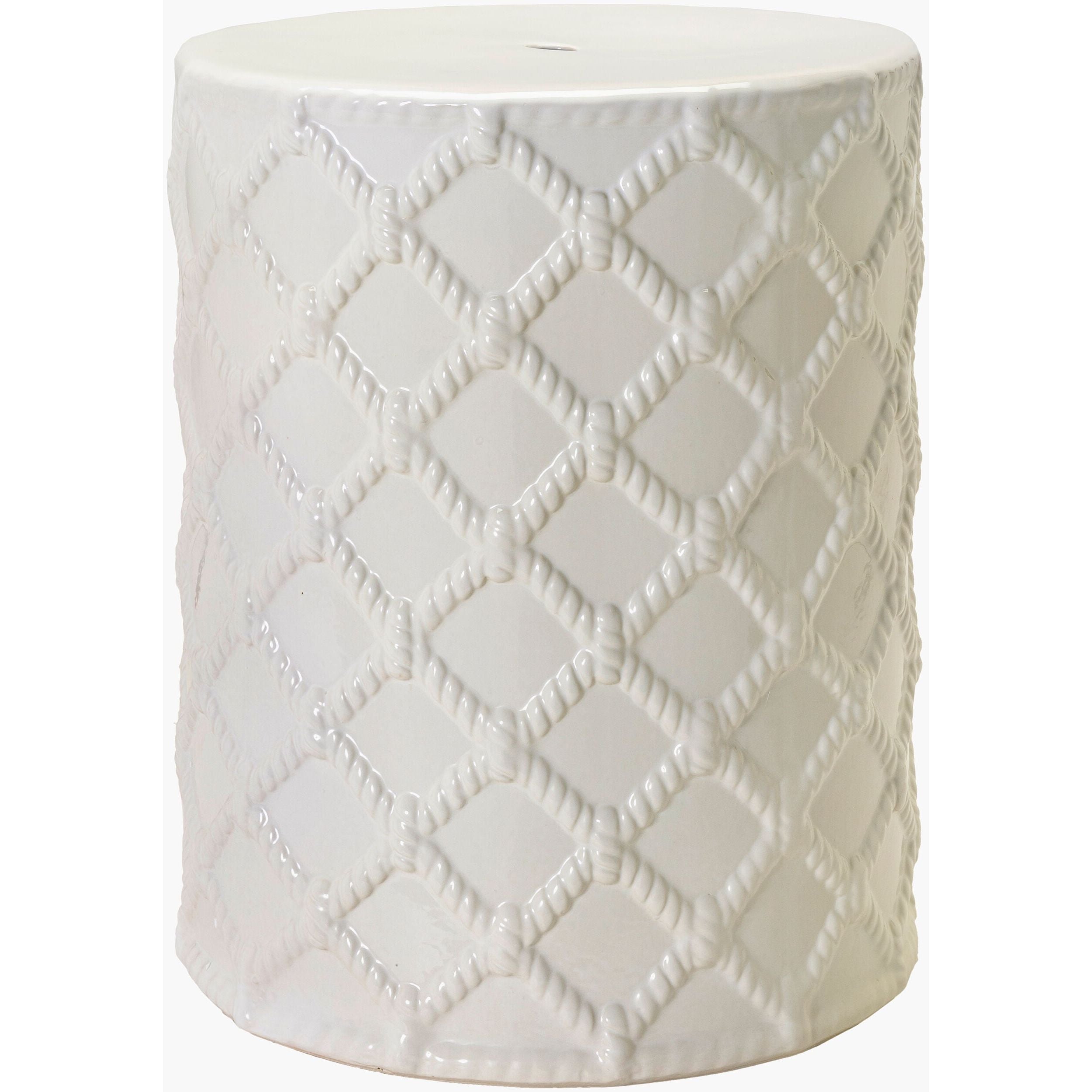 Shop furniture and discover interior design services in the Indianapolis area. MegMade designs has been featured in HGTV magazine for their eclectic farmhouse living room home design style. Visit the MegMade store in the Lakeview - Chicago area.