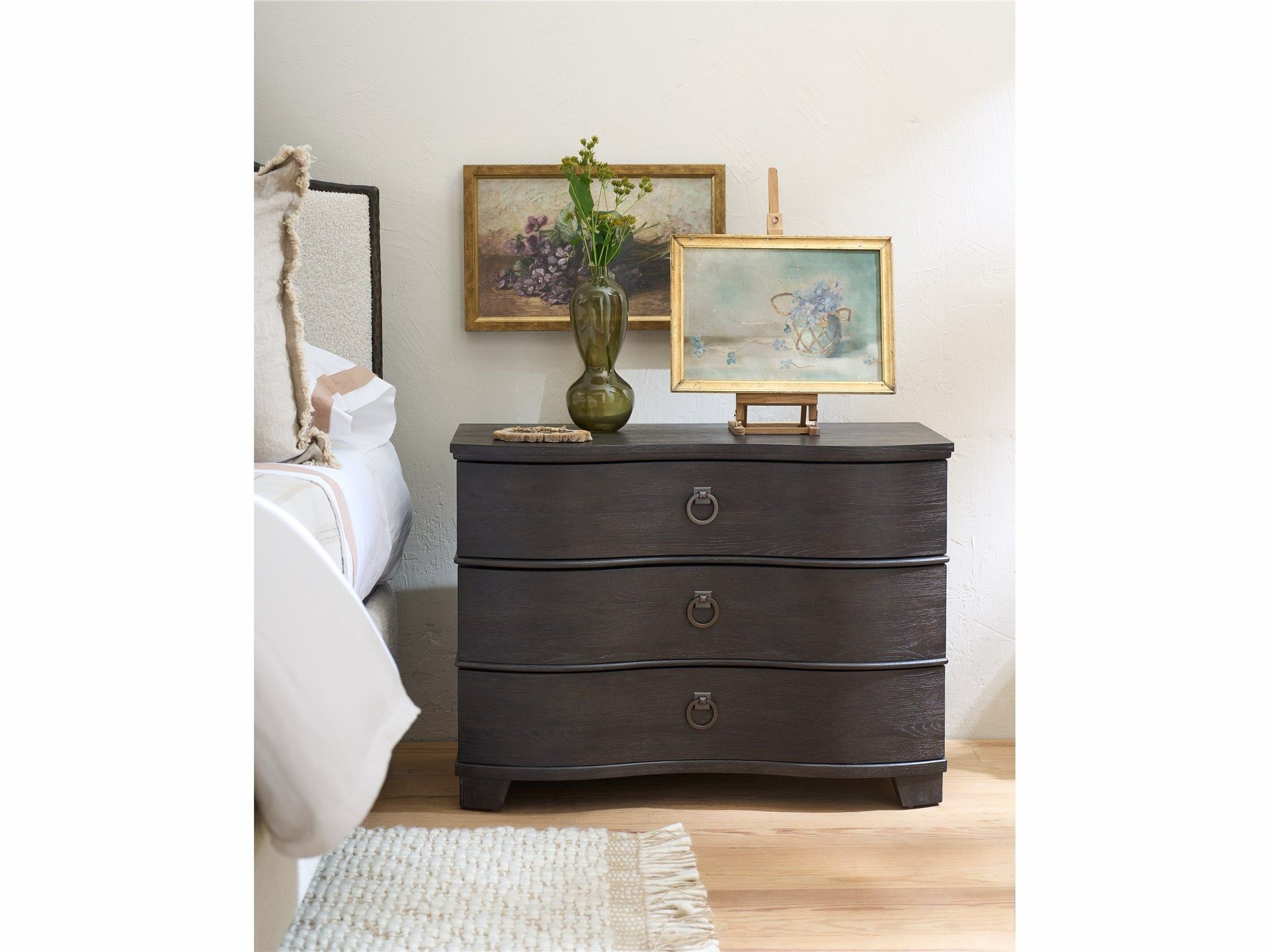 Shop artwork and discover interior design services in the Chicago area. MegMade designs has been featured in HGTV television for their granny chic before / after home design style. Visit the MegMade store in the Crown Point - Chicago area.