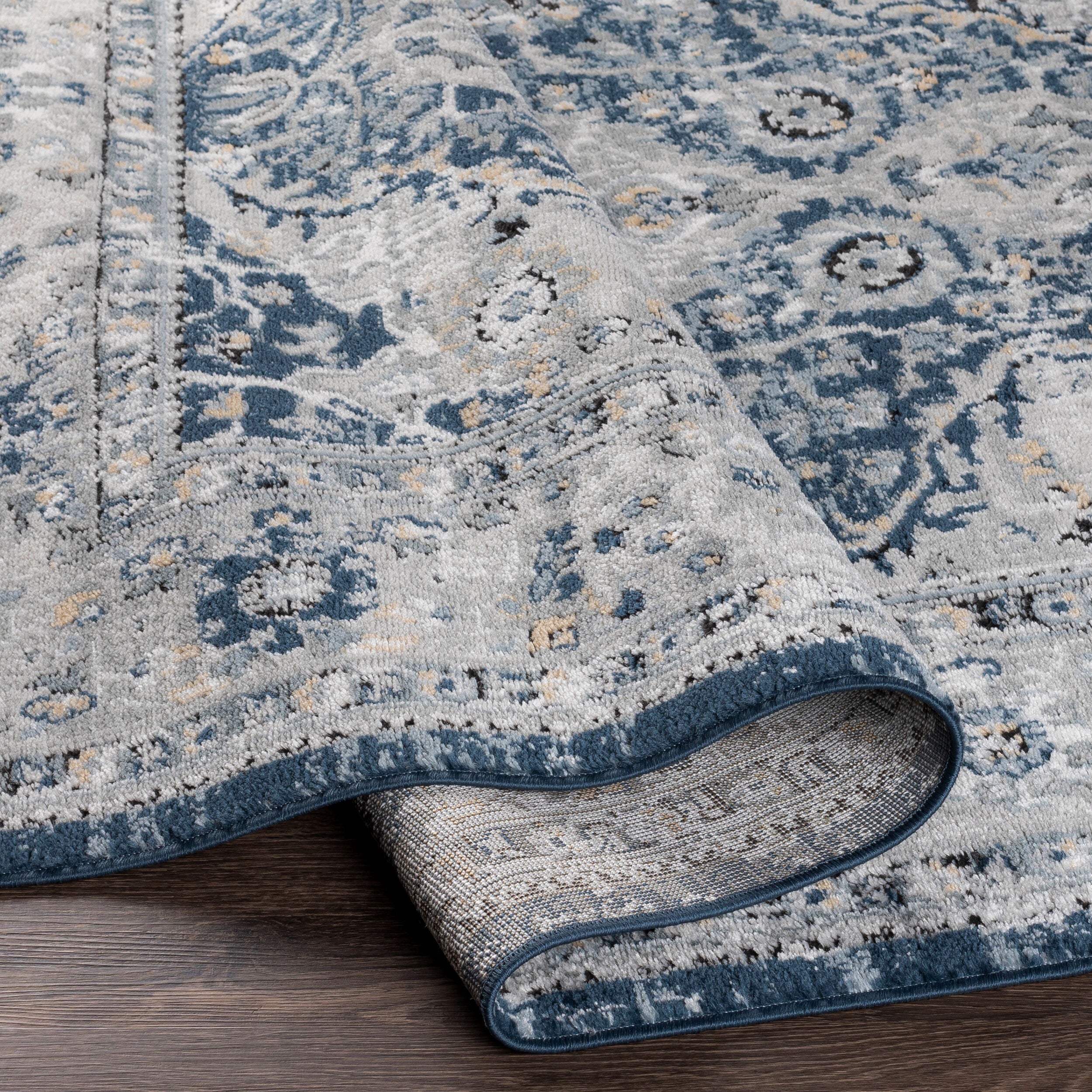 Shop artwork and discover room and home design services in the Des Moines area. MegMade designs has been featured in Better Home and Gardens for their coastal cottage home design style. Visit the MegMade store in the Schaumburg - Chicago area.