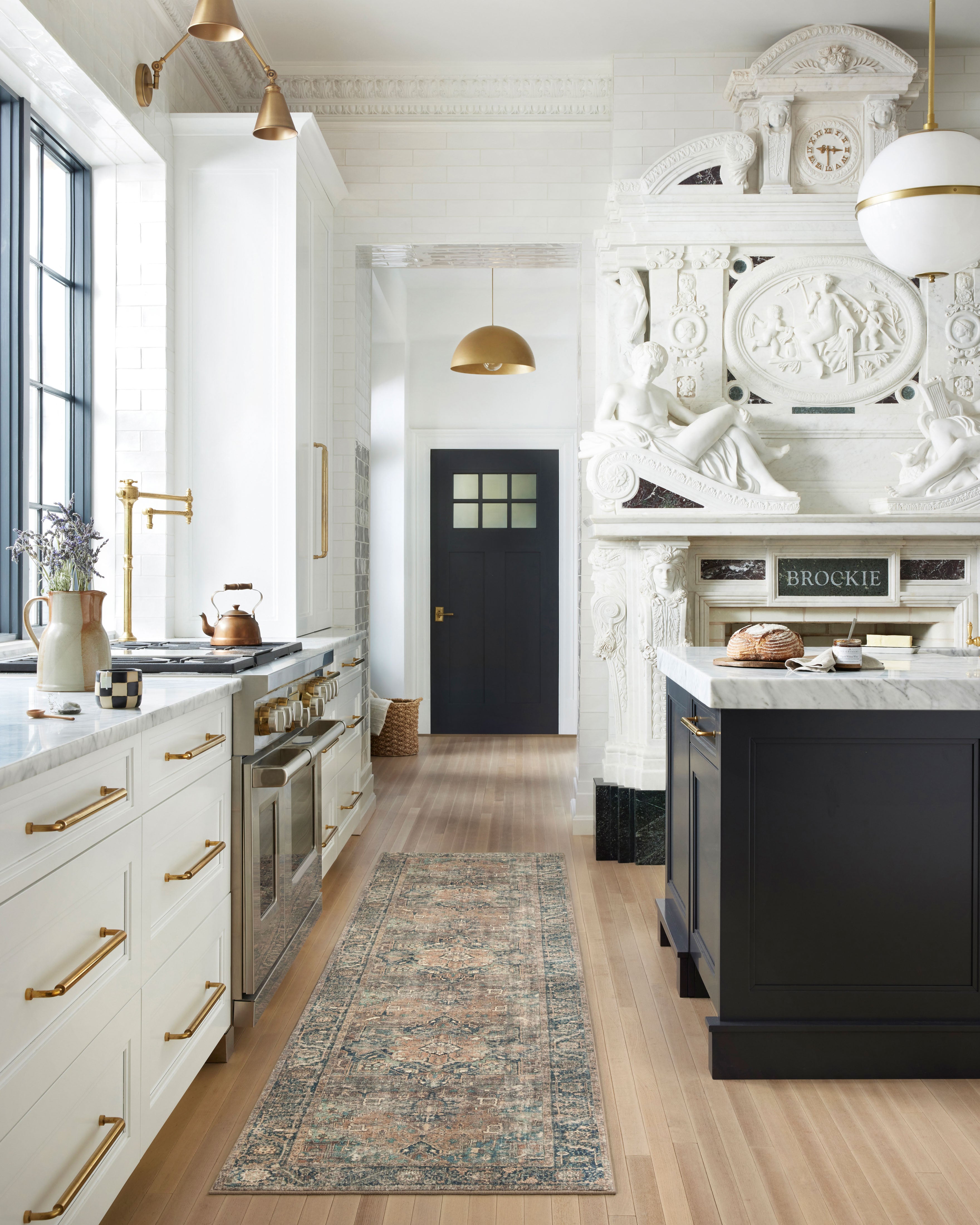 Shop artwork and discover room and home design services in the Los Angeles area. MegMade designs has been featured in HGTV magazine for their cottage bungalow home design style. Visit the MegMade store in the Wrigleyville - Chicago area.