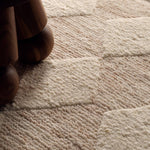 Shop cabinets and discover interior design services in the Des Moines area. MegMade designs has been featured in HGTV television for their transitional victorian home design style. Visit the MegMade store in the River Forest - Chicago area.