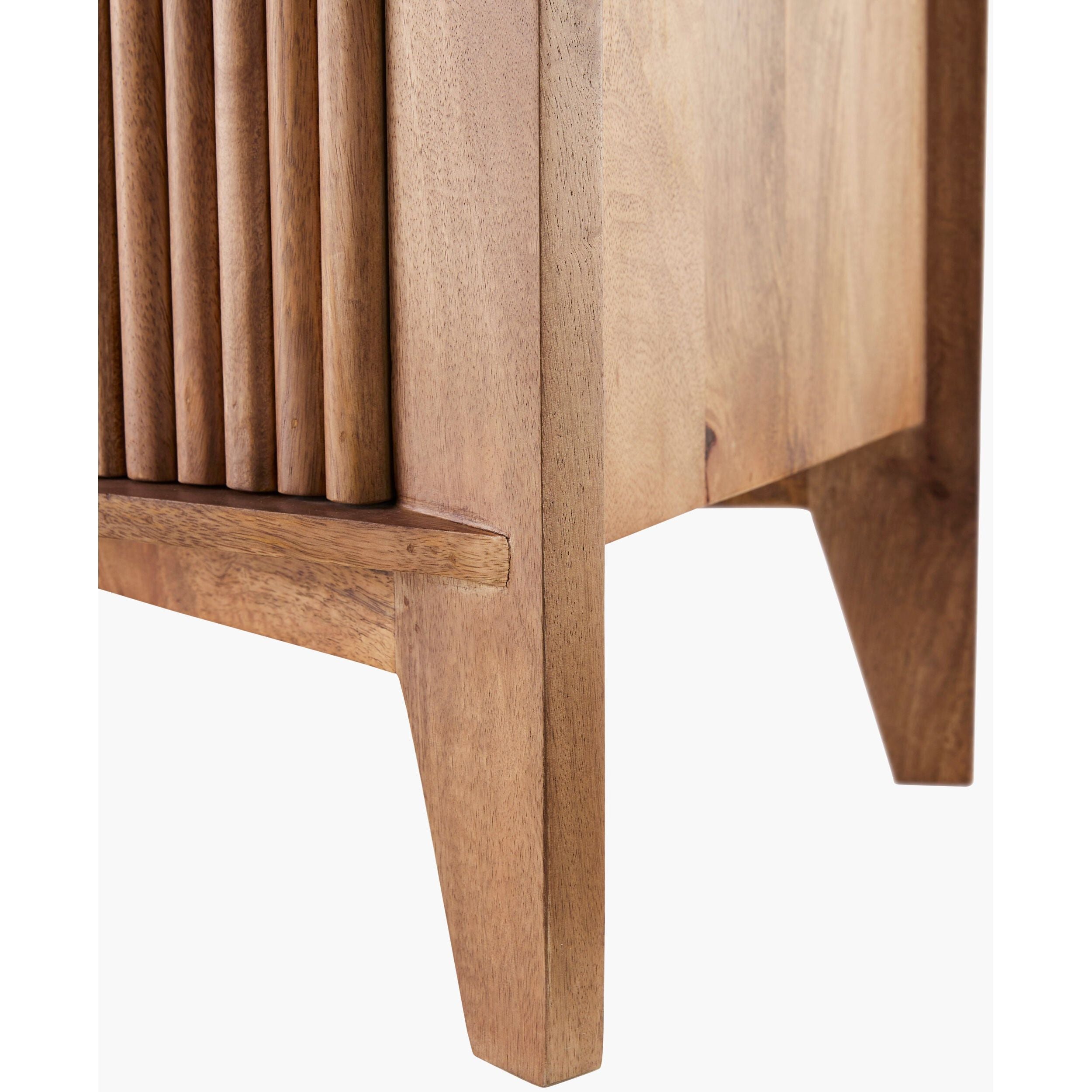 Shop chandeliers and discover new construction services in the Boston area. MegMade designs has been featured in Renovation Goldmine for their minimalist cabin home design style. Visit the MegMade store in the Riverside - Chicago area.
