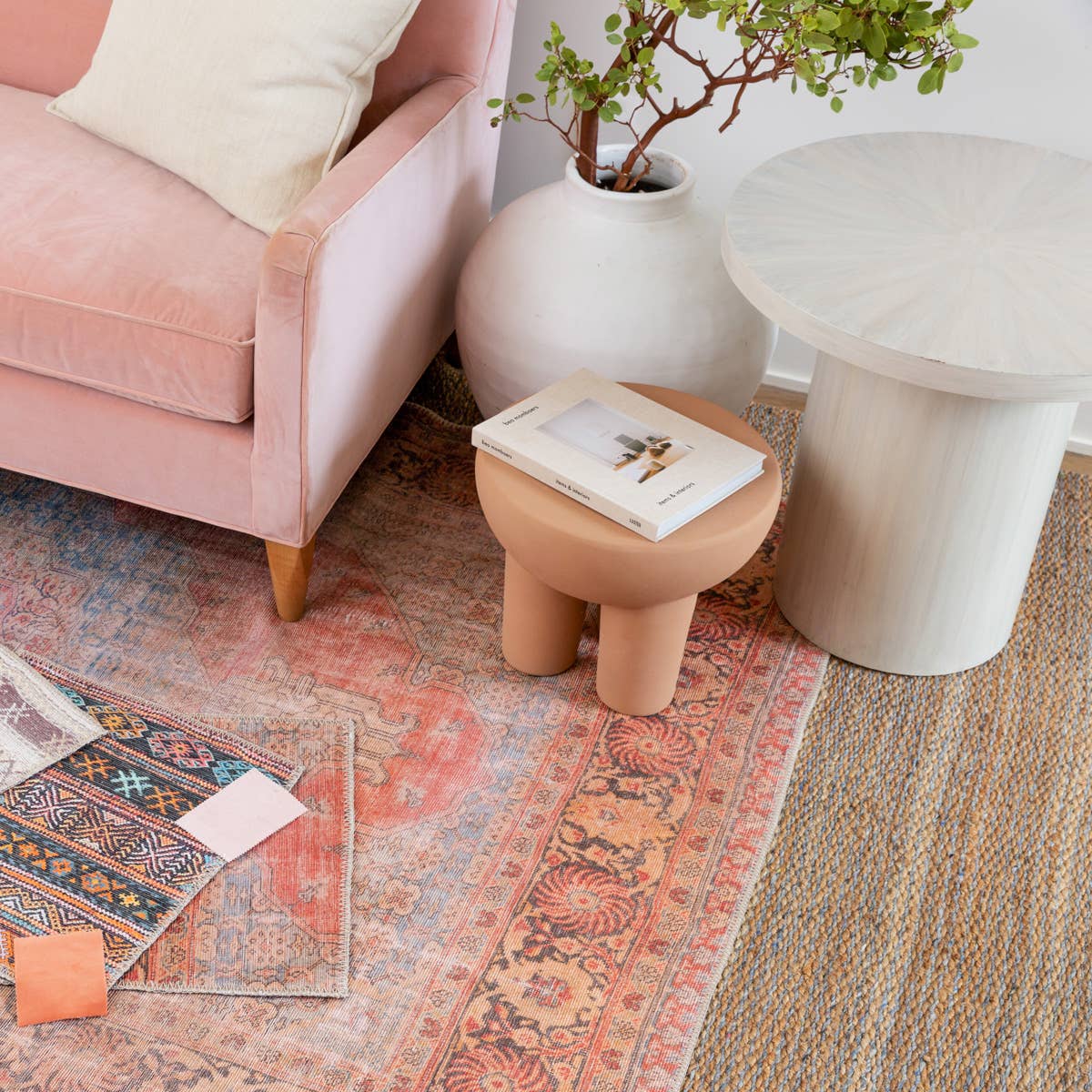 Shop furniture and discover remodeling services in the Schaumburg area. MegMade designs has been featured in HGTV magazine for their granny chic mid-century modern home design style. Visit the MegMade store in the Lake Forest - Chicago area.