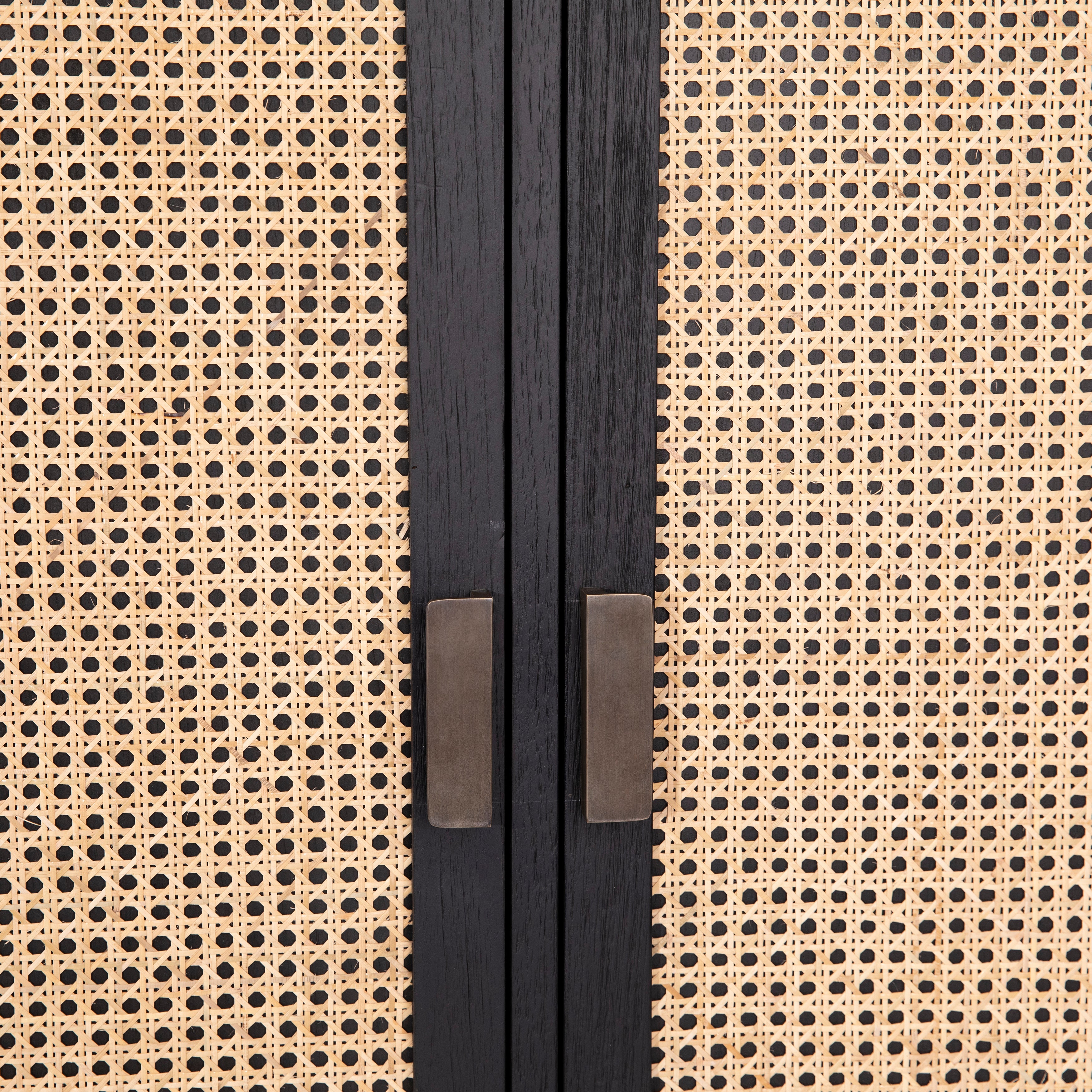 Shop lighting and discover furniture makeover services services in the Charlotte North Carolina area. MegMade designs has been featured in DIY magazine for their high end cabin home design style. Visit the MegMade store in the Portage Park - Chicago area.