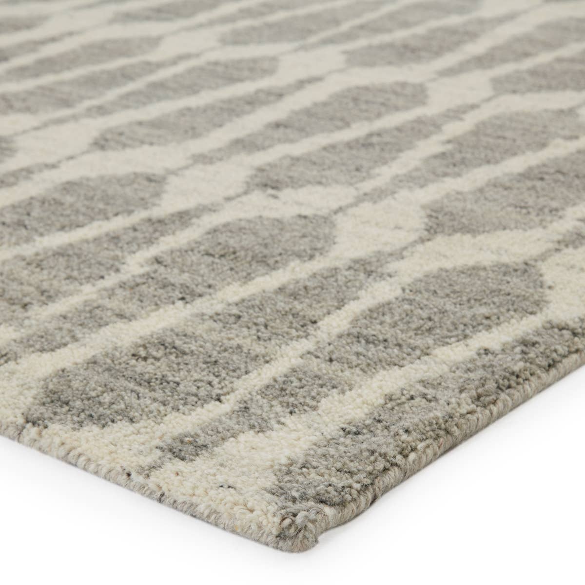Shop sofas and discover new construction services in the Des Moines area. MegMade designs has been featured in Architectural Digest for their refinished before / after home design style. Visit the MegMade store in the River North - Chicago area.