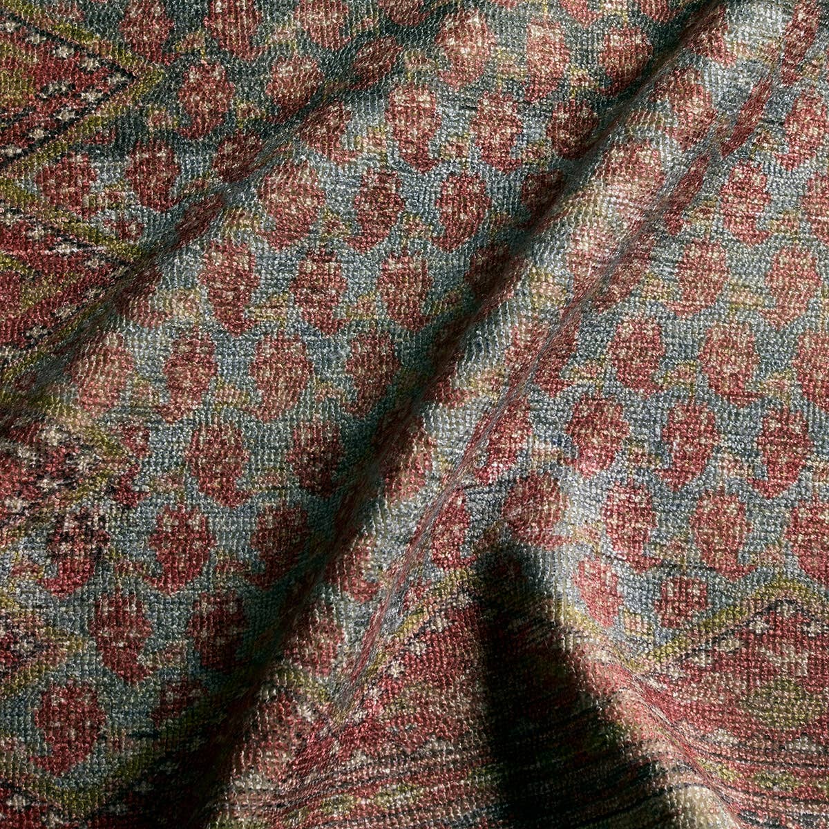 Shop chandeliers and discover room design services in the Denver area. MegMade designs has been featured in Better Home and Gardens for their optimistic victorian home design style. Visit the MegMade store in the New Buffalo - Chicago area.