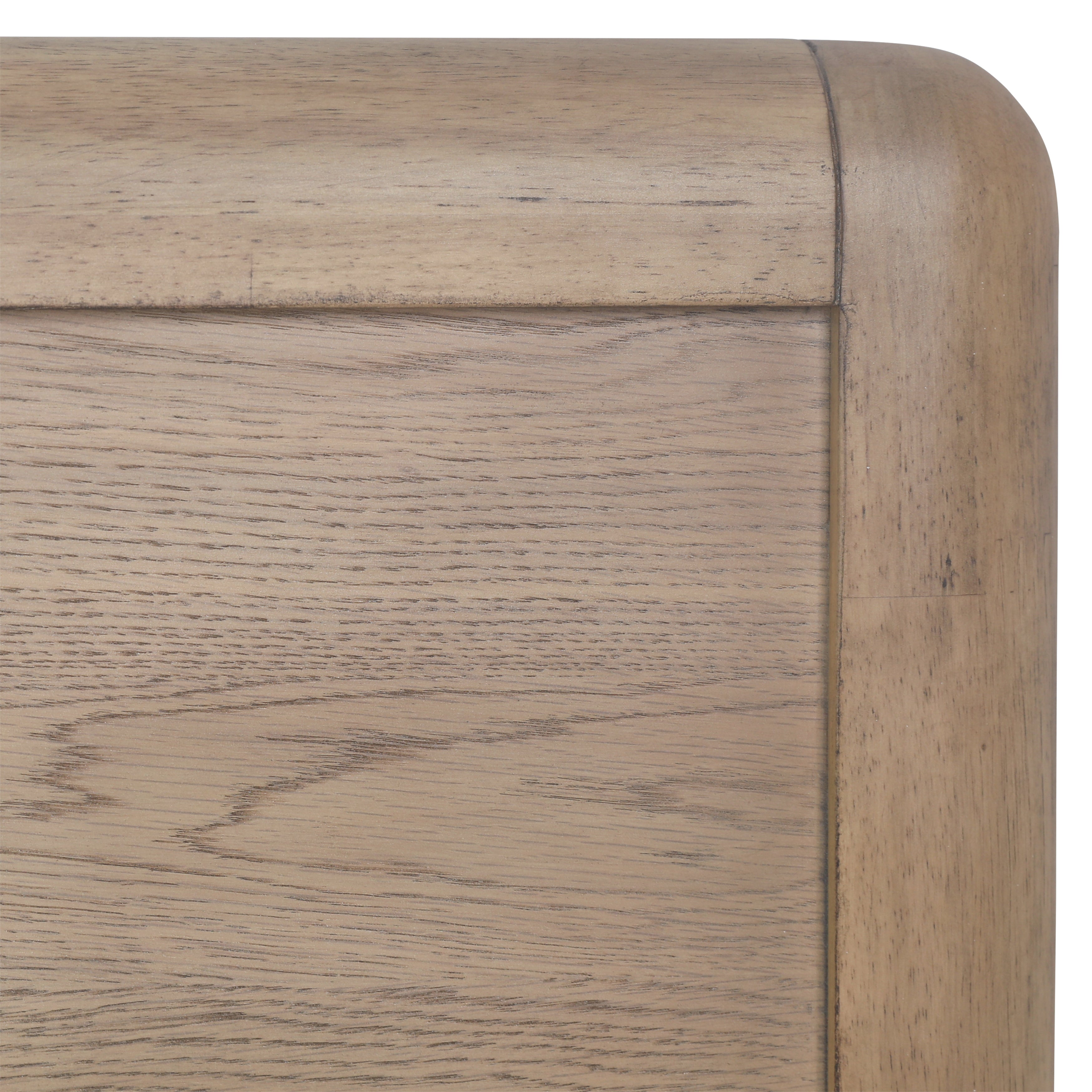 Shop cabinets and discover room and home design services in the Portland area. MegMade designs has been featured in Better Home and Gardens for their transitional farmhouse home design style. Visit the MegMade store in the LaGrange - Chicago area.