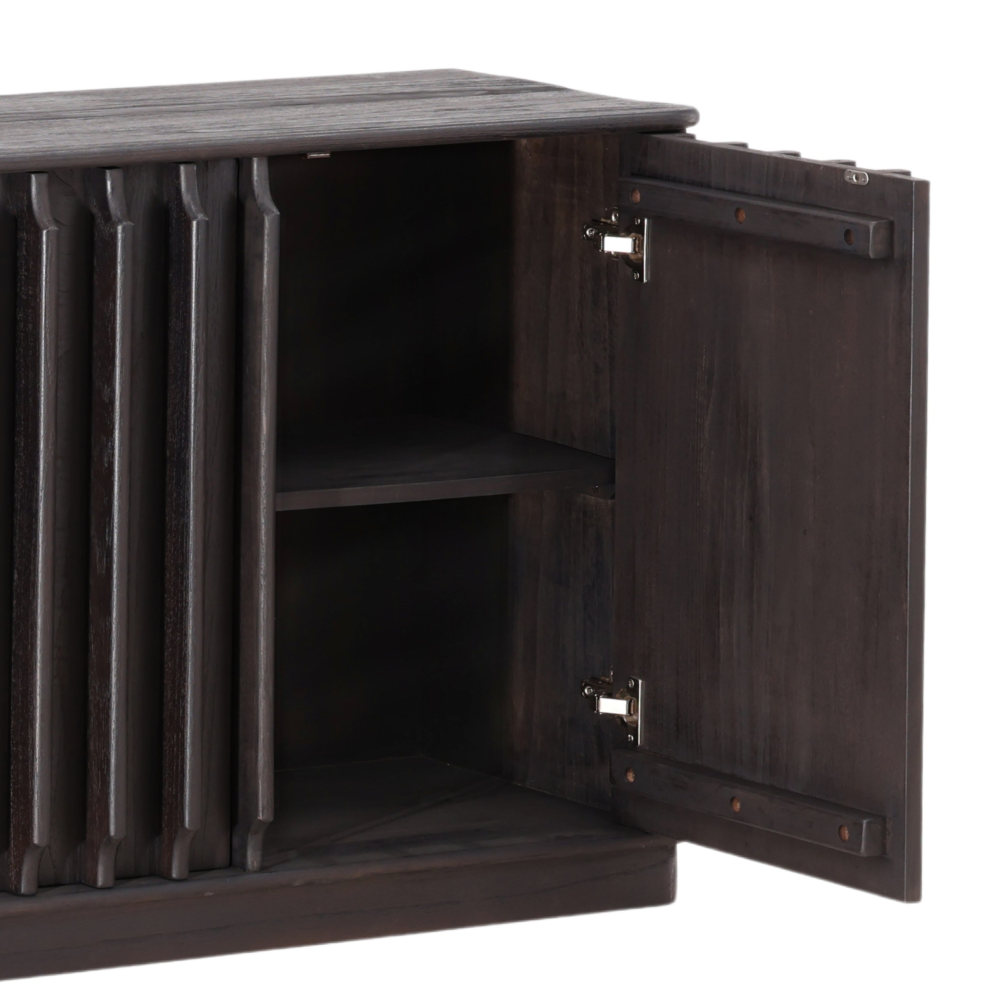 Shop lighting and discover interior design services in the Kansas City area. MegMade designs has been featured in Architectural Digest for their lacquered farmhouse home design style. Visit the MegMade store in the LaGrange - Chicago area.