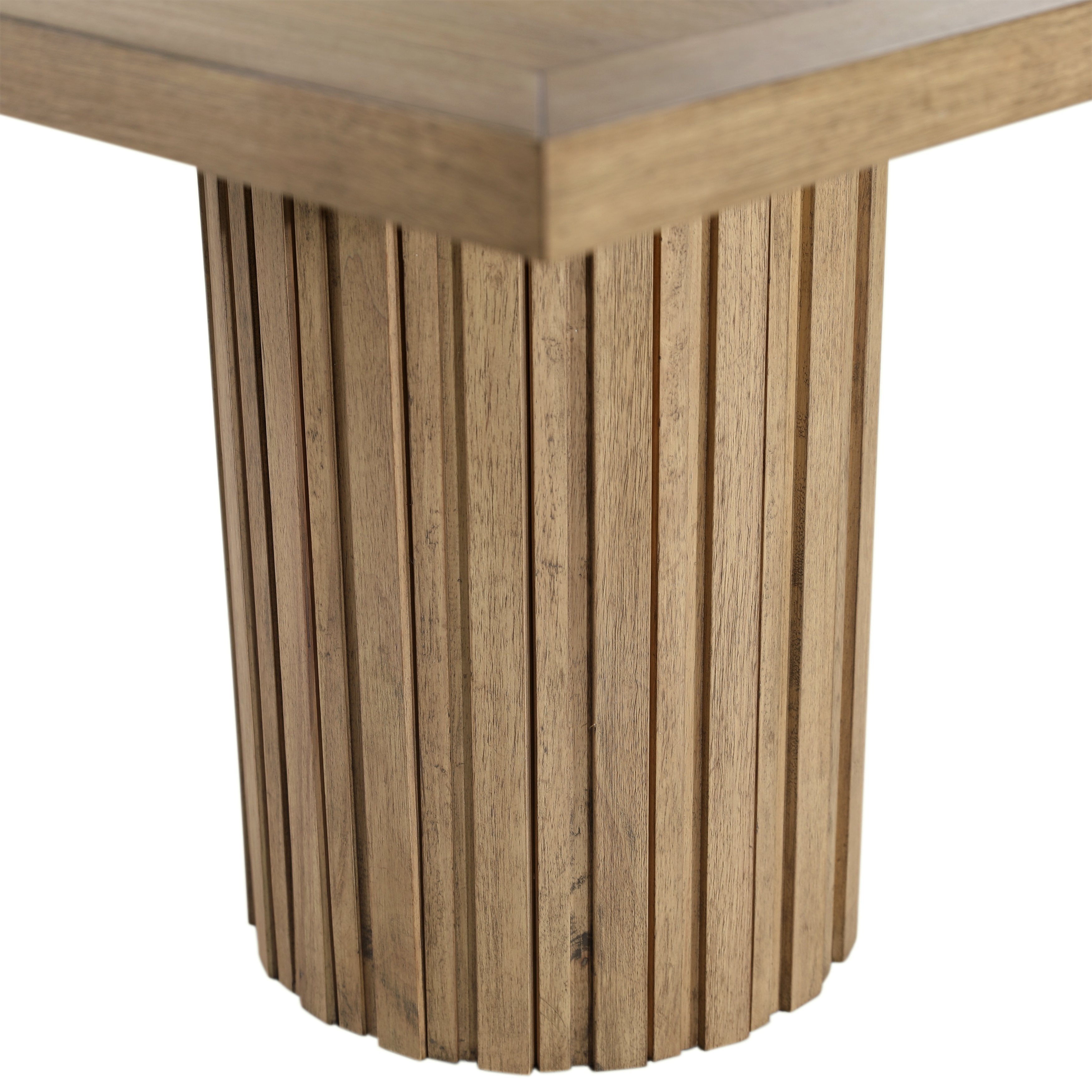 Shop furniture and discover room and home design services in the New York City area. MegMade designs has been featured in Wall Street Journal for their coastal bungalow home design style. Visit the MegMade store in the Andersonville - Chicago area.