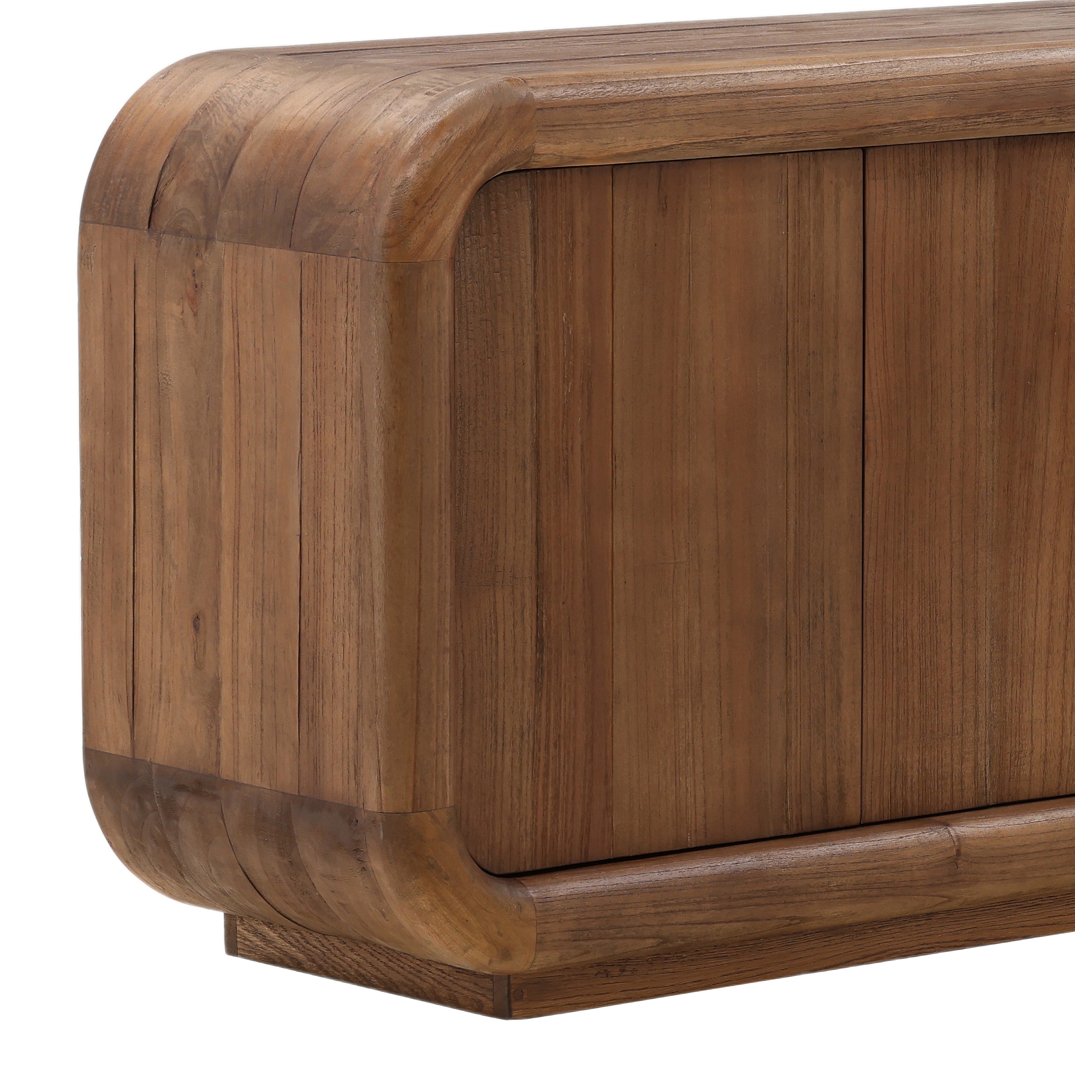 Shop cabinets and discover room design services in the Washington DC area. MegMade designs has been featured in Renovation Goldmine for their color drenched painted furniture home design style. Visit the MegMade store in the Ravenswood - Chicago area.