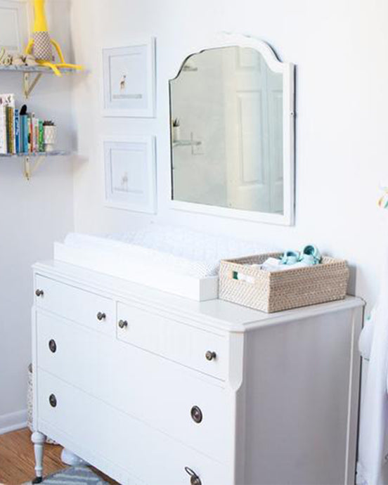 DECORATING & PAINTING WITH WHITE!