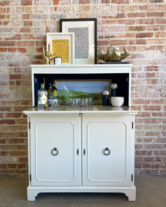 10 THINGS TO ADD TO YOUR MEGMADE BAR CART