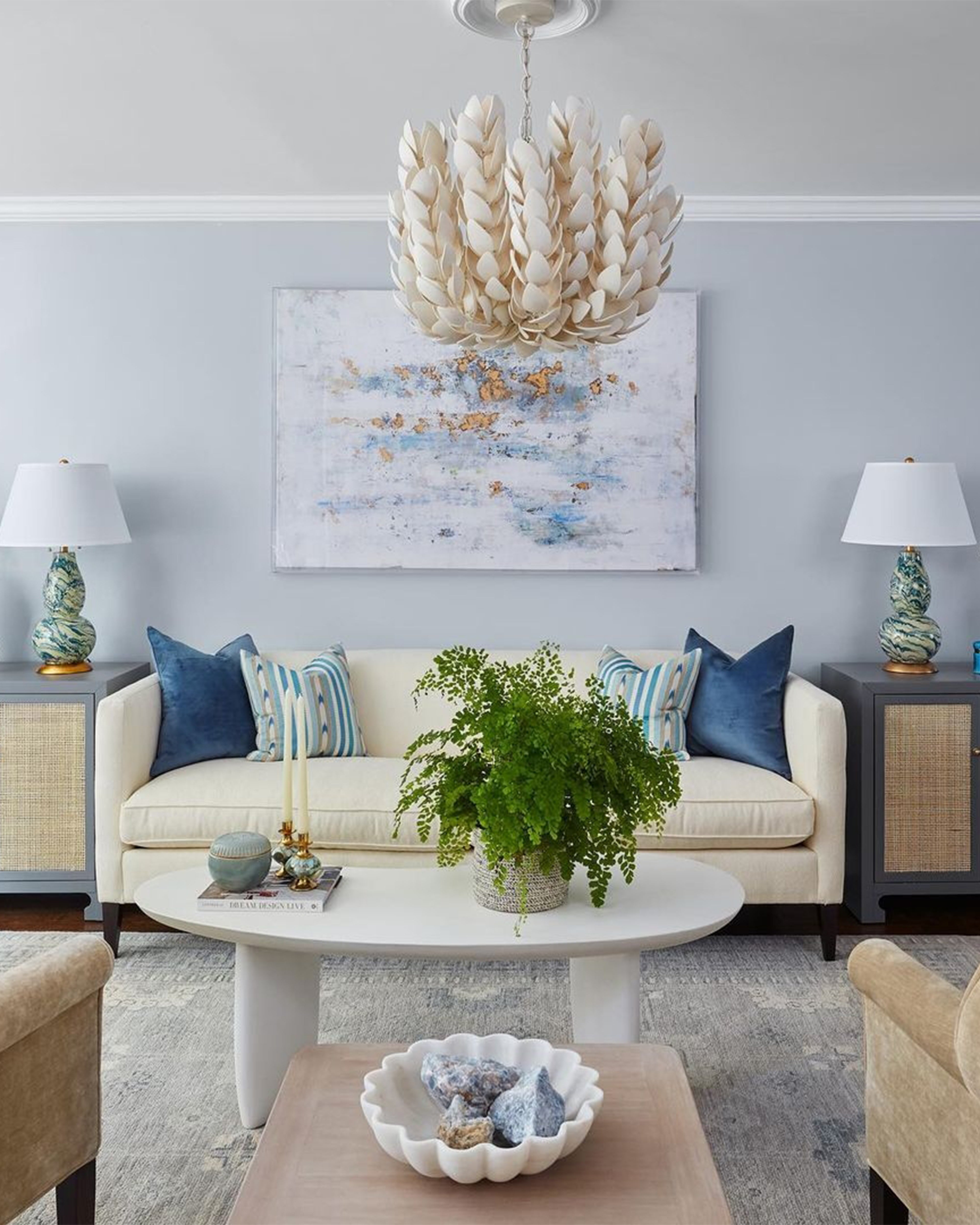 How to make a small room look bigger on a budget â