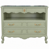 Drexel vintage dresser #08985 — avery
