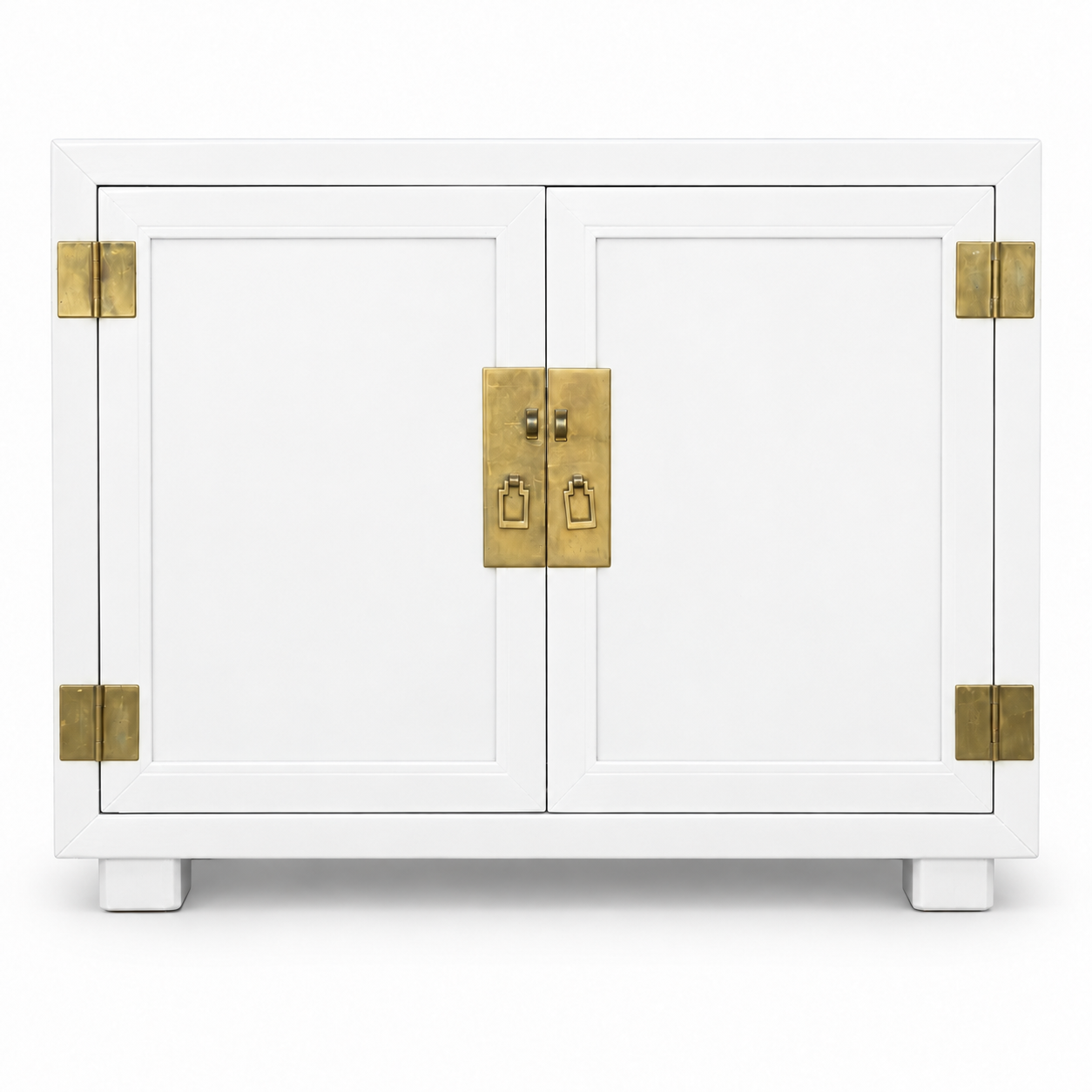 SKU 09007 Henredon cabinet white