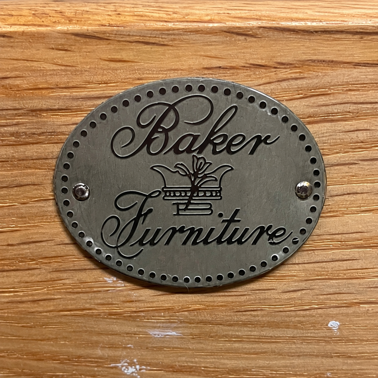 09016 unfinished Baker vintage buffet maker-label